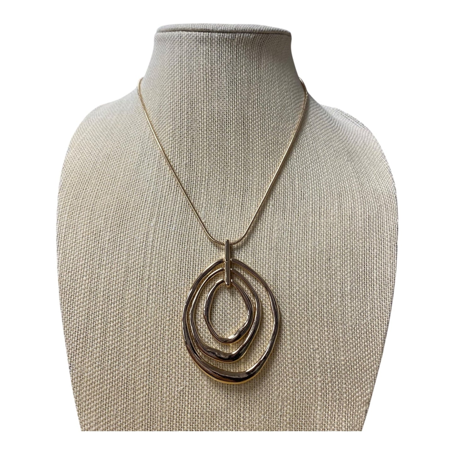 Necklace Pendant In Gold