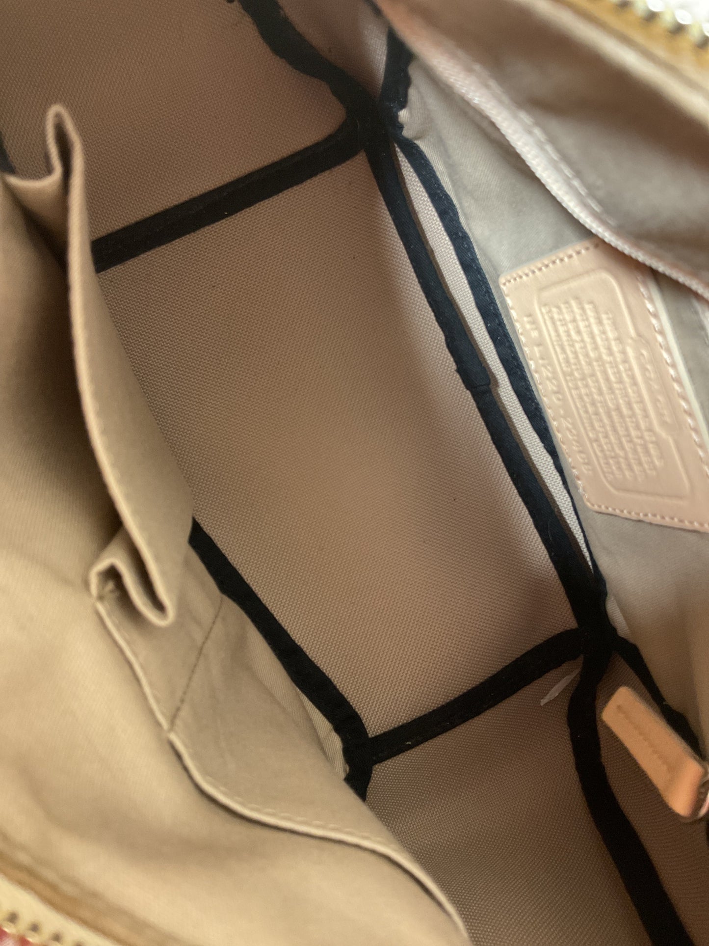 Handbag Designer By Coach In Cream & Grey, Size:Medium