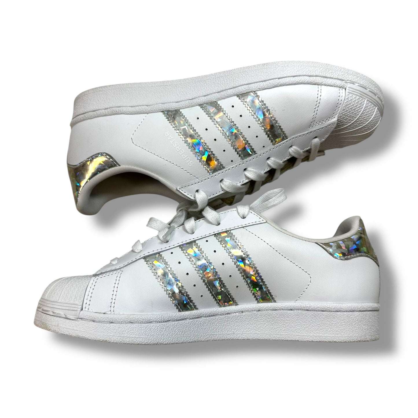 Shoes Sneakers By Adidas In White, Size: 5.5