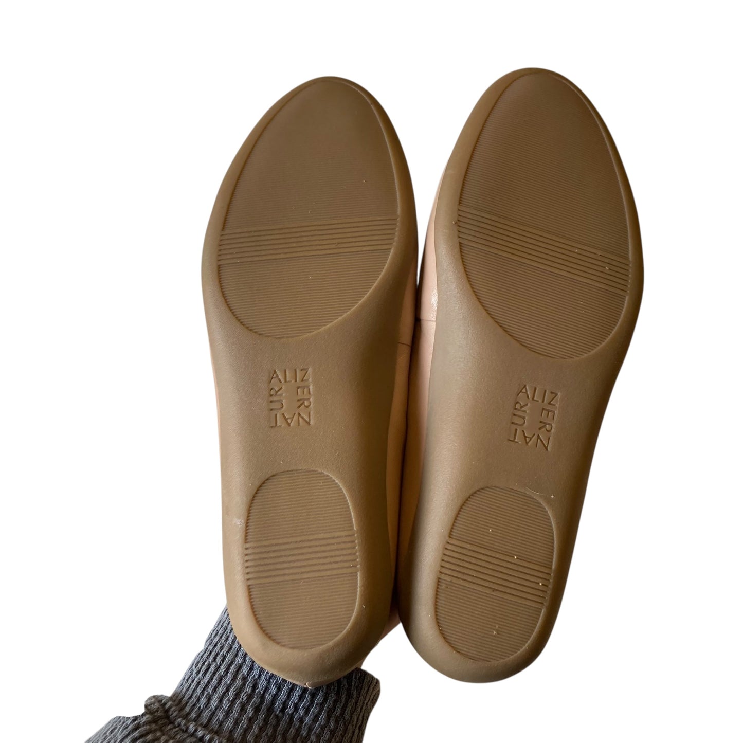 Shoes Flats By Naturalizer In Tan, Size:5