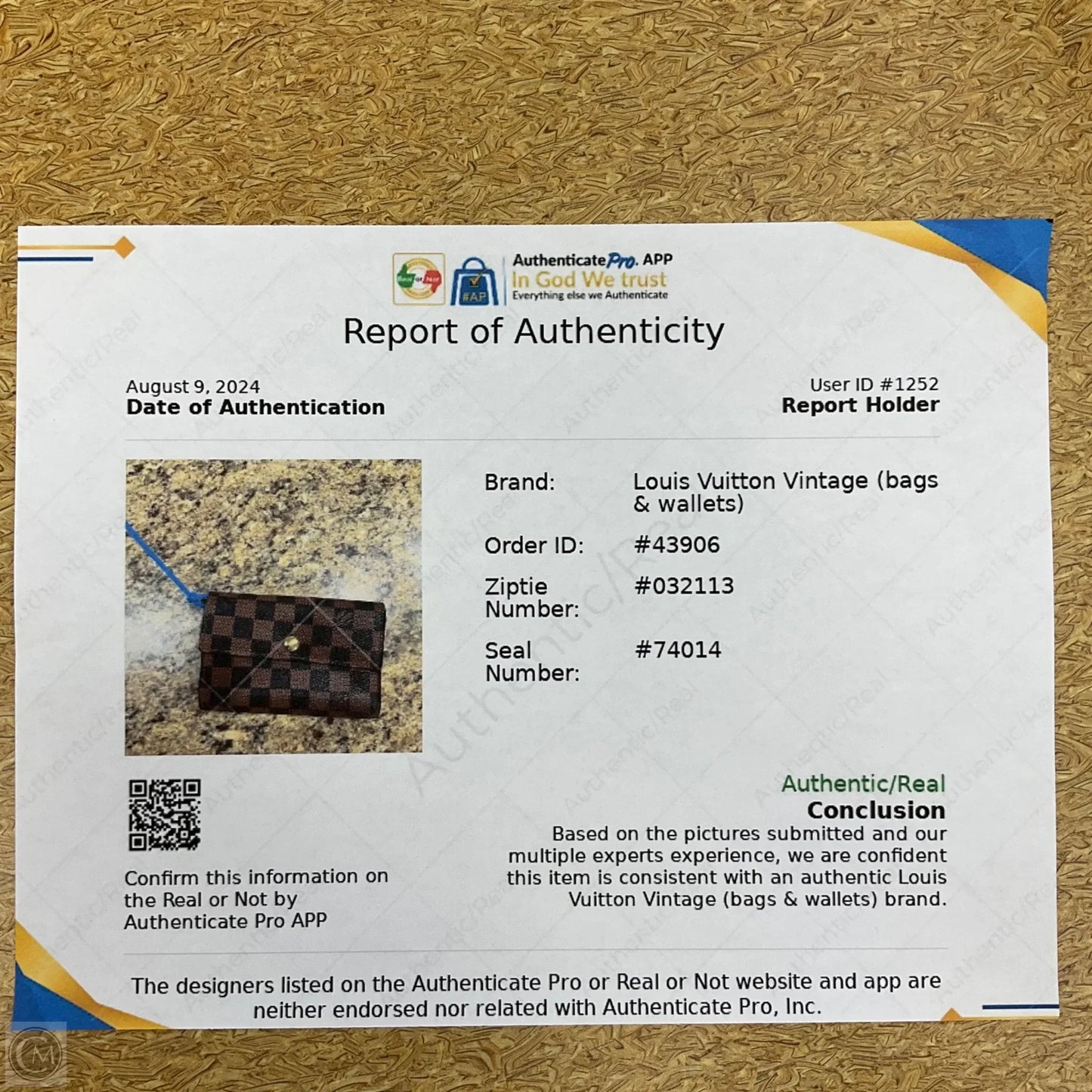 Wallet Luxury Designer By Louis Vuitton, Size: Small