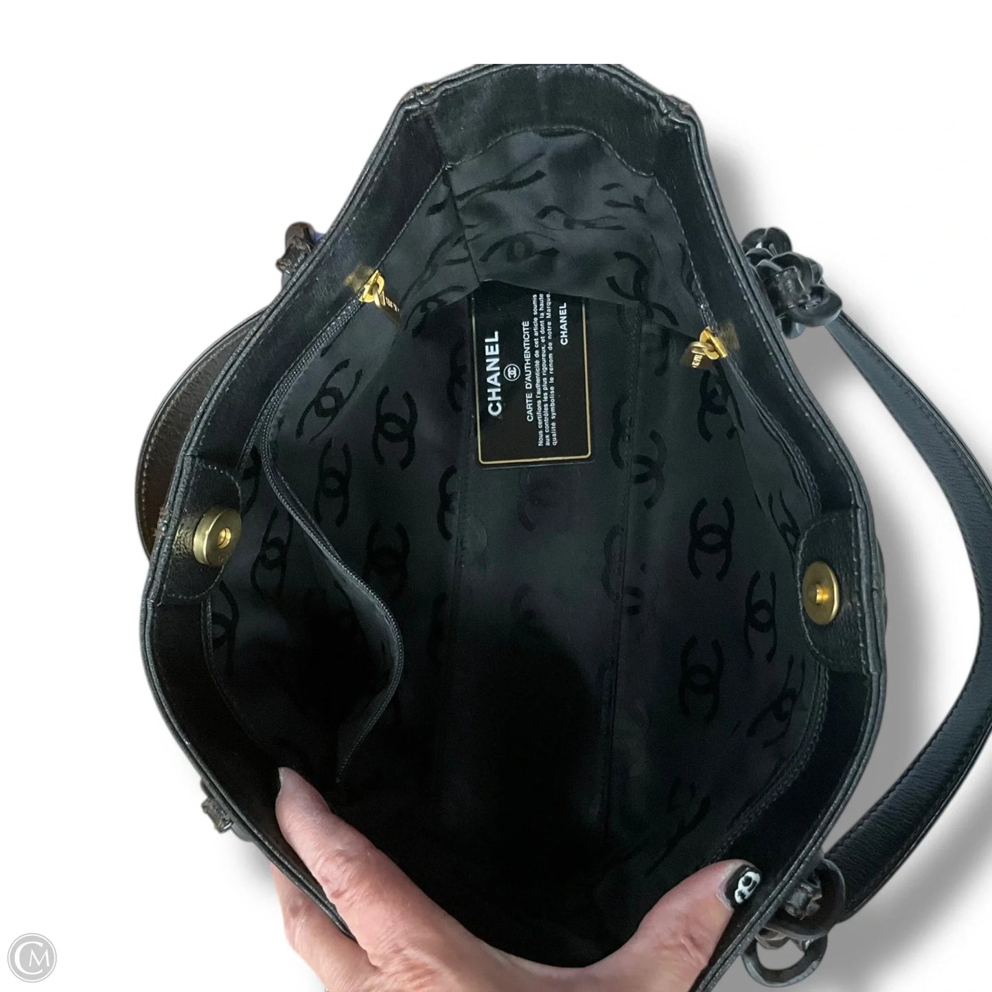 Tote Luxury Designer By Chanel, Size: Medium