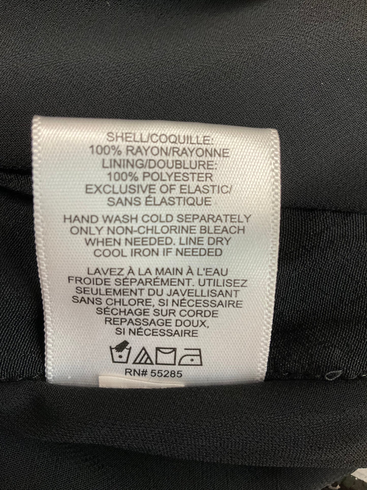 Top Short Sleeve By Express Size: M