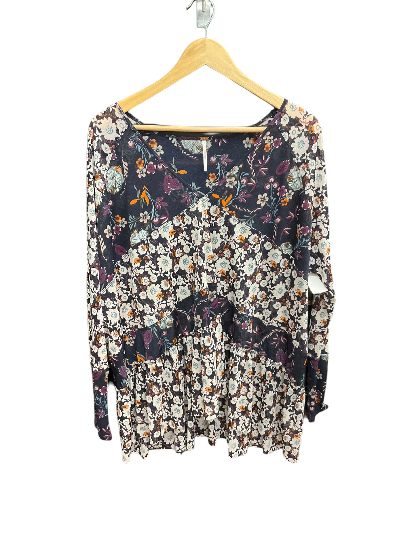 Top Long Sleeve By Free People Size: S