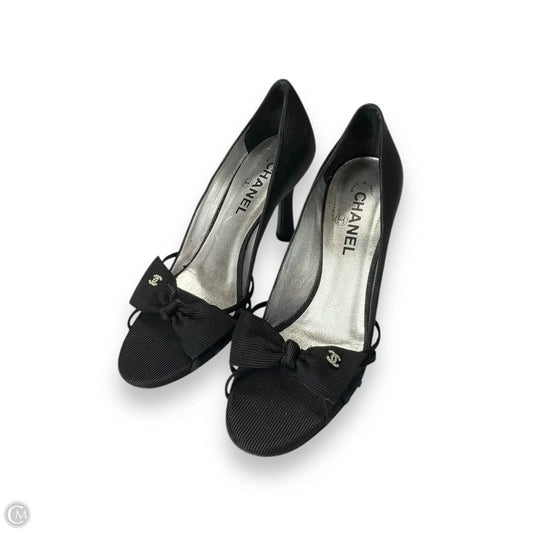 Shoes Luxury Designer By Chanel In Black, Size: 8.5