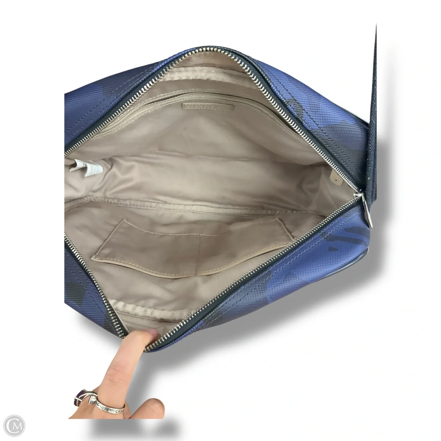 Crossbody By Lacoste, Size: Large