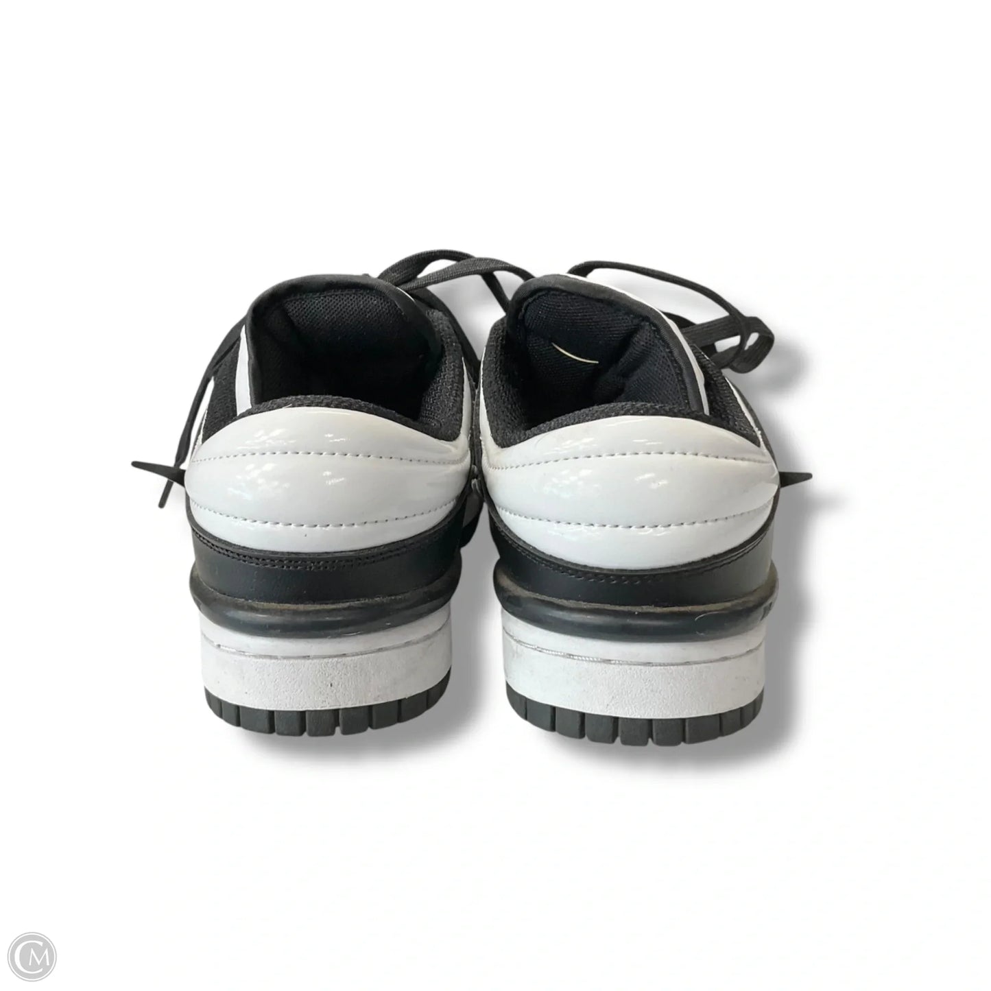 Shoes Athletic By Nike In Black & White, Size: 8