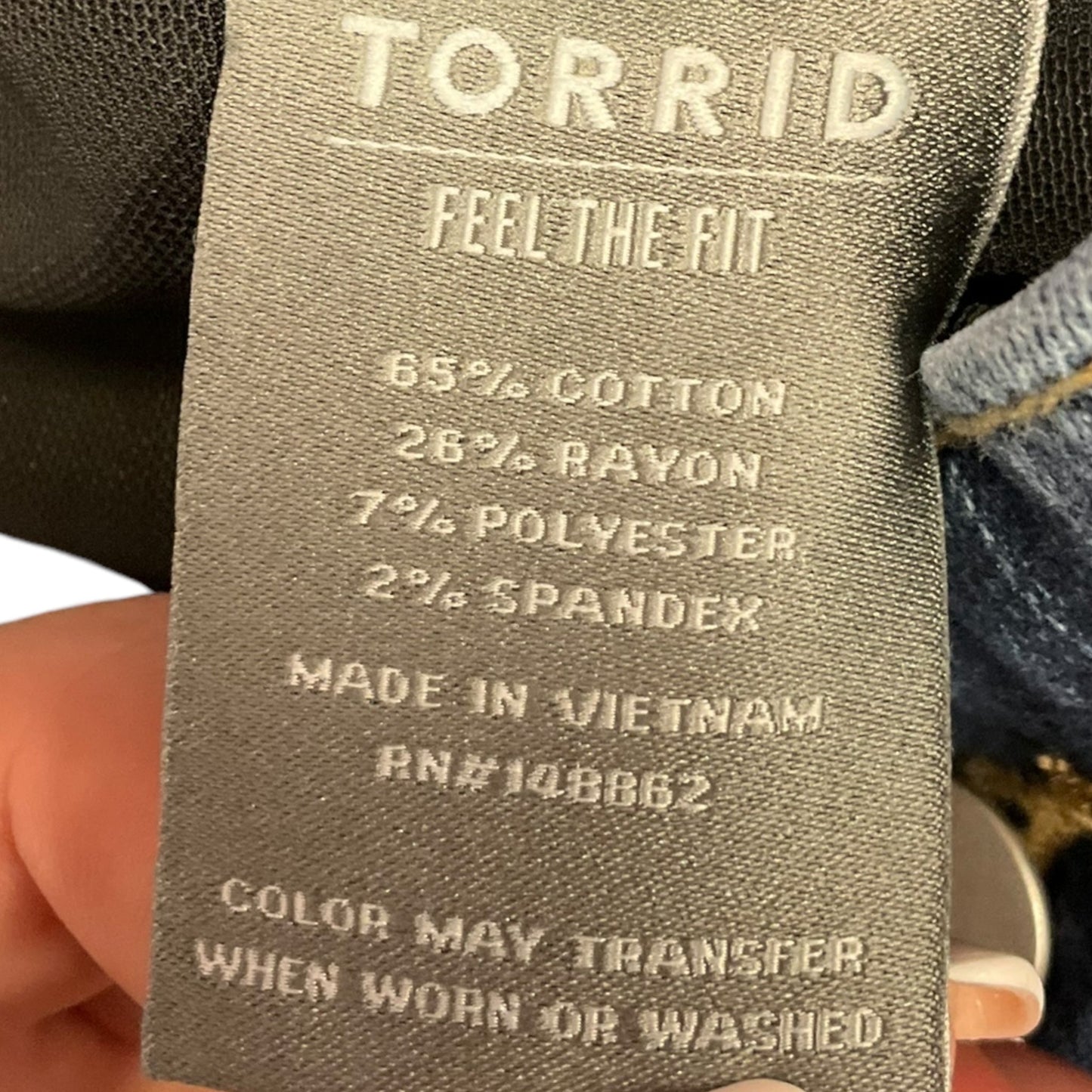 Jeans Cropped By Torrid In Blue Denim, Size: 26
