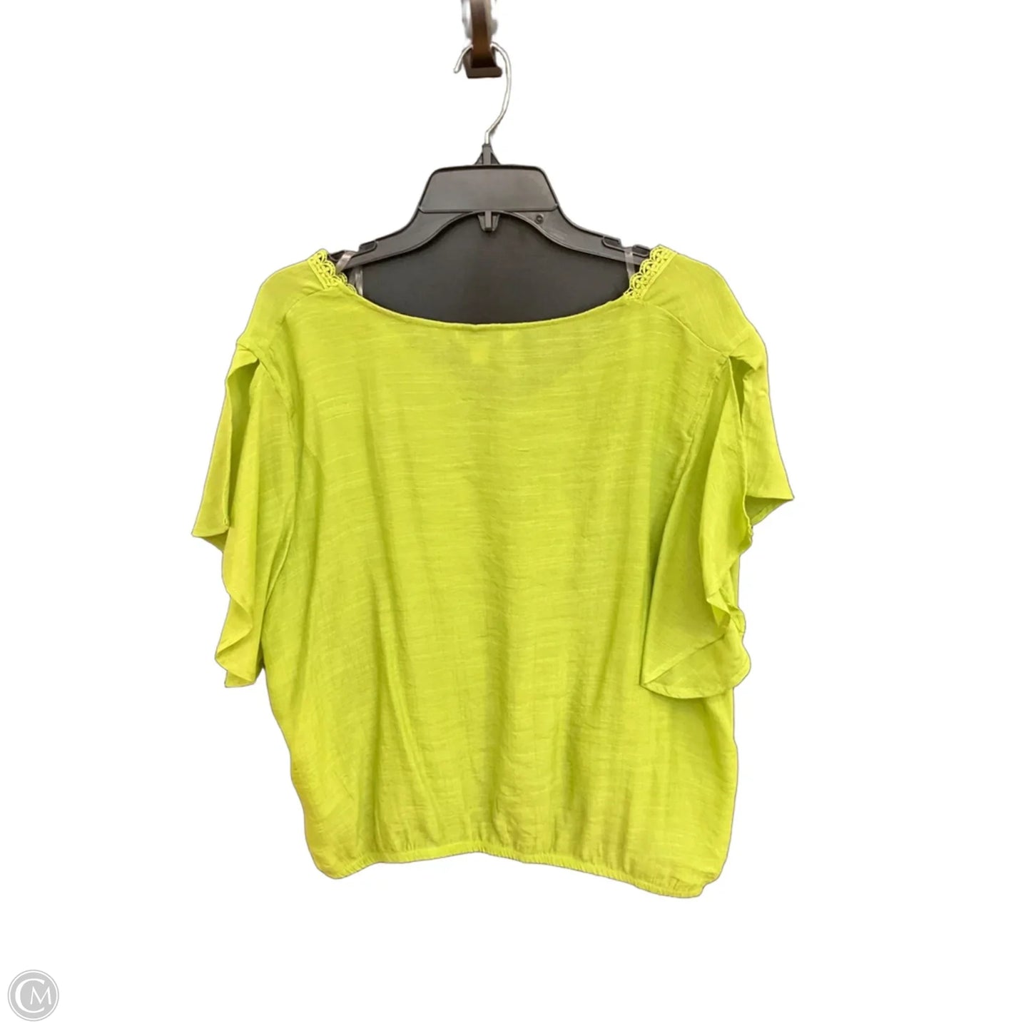 Top Short Sleeve By Counterparts In Green, Size: Xl