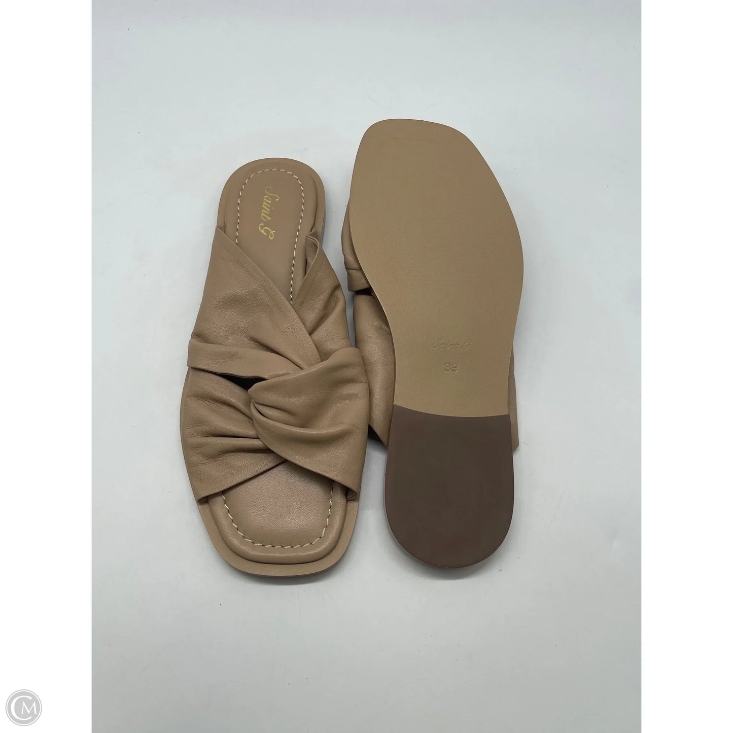 Sandals Flats By Clothes Mentor In Tan, Size: 9