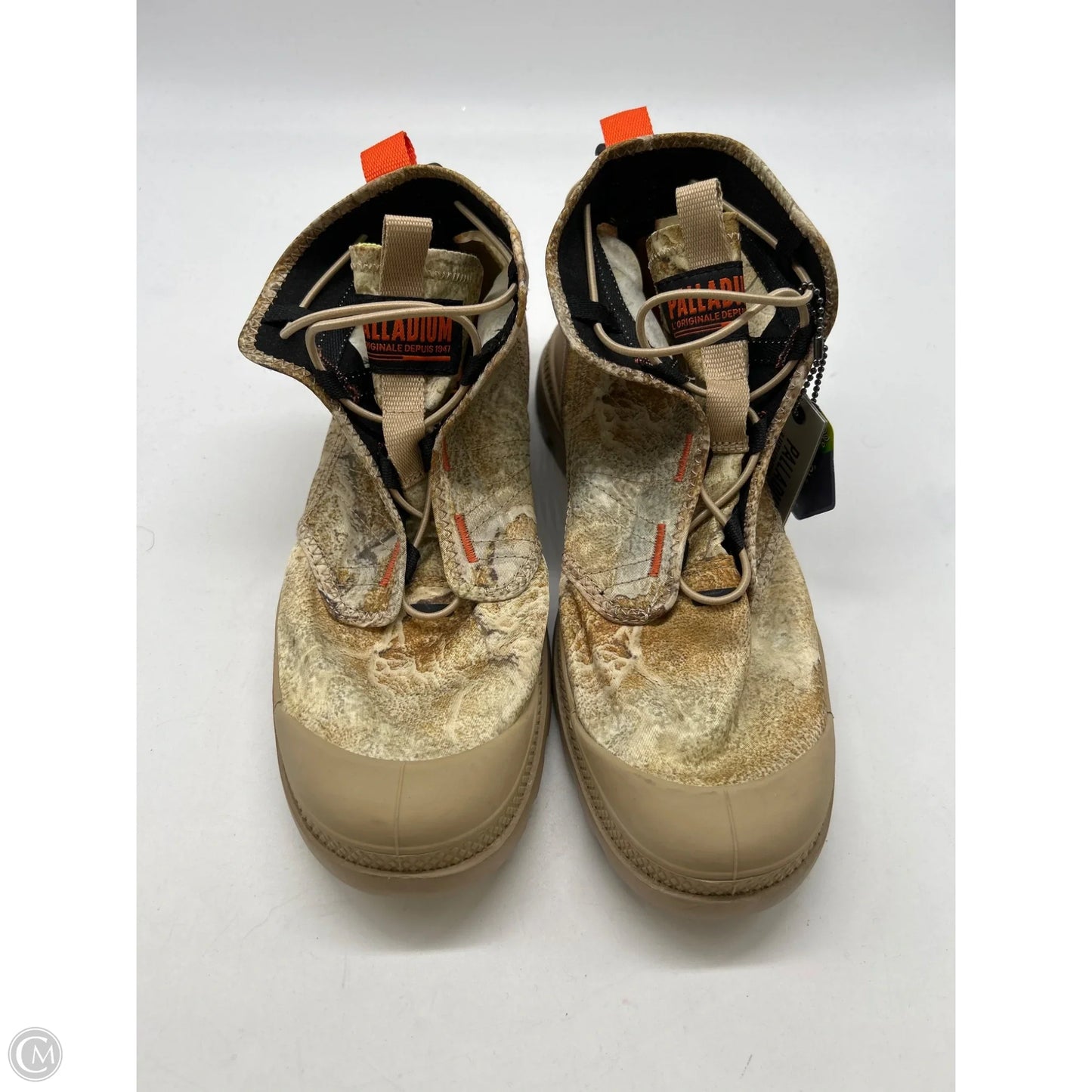 Shoes Sneakers By Clothes Mentor In Green, Size: 9.5