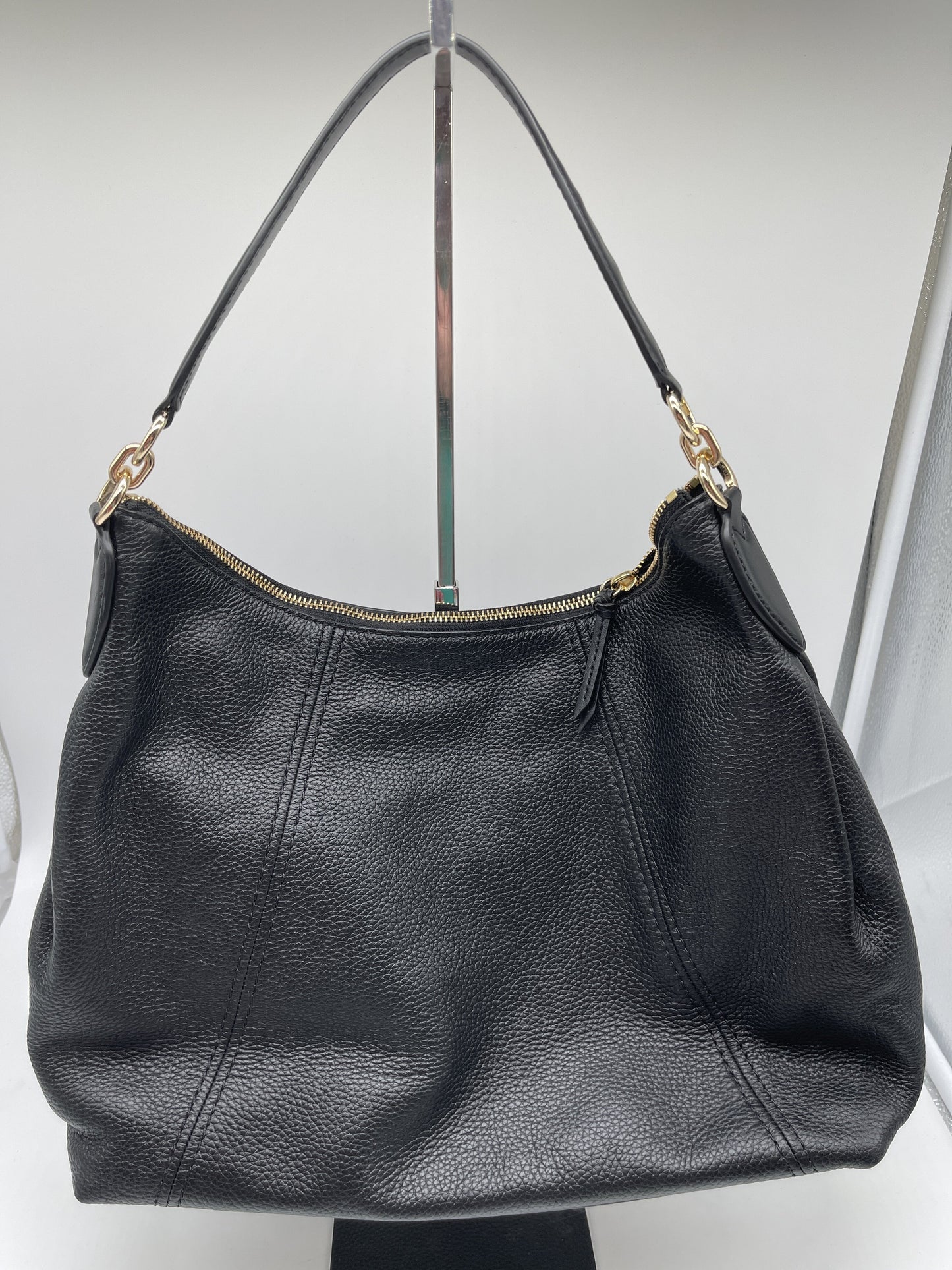 Handbag Designer By Michael Kors Size: Large