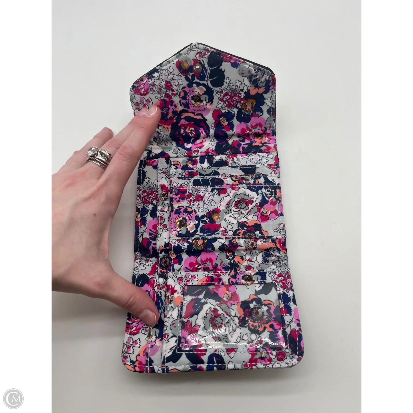 Wallet By Vera Bradley, Size: Medium