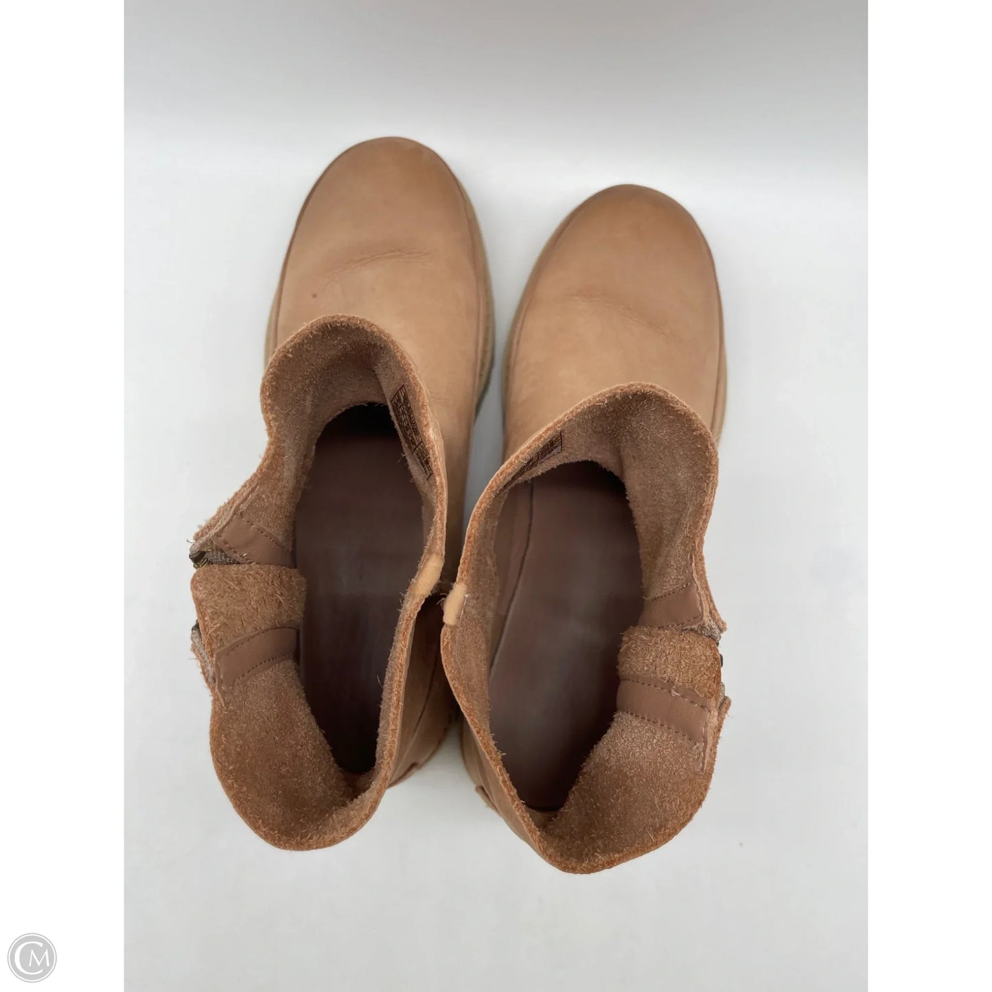 Boots Designer By Ugg In Tan, Size: 9