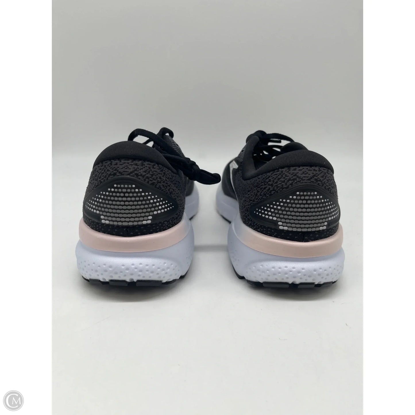 Shoes Athletic By Brooks In Black & Pink, Size: 9