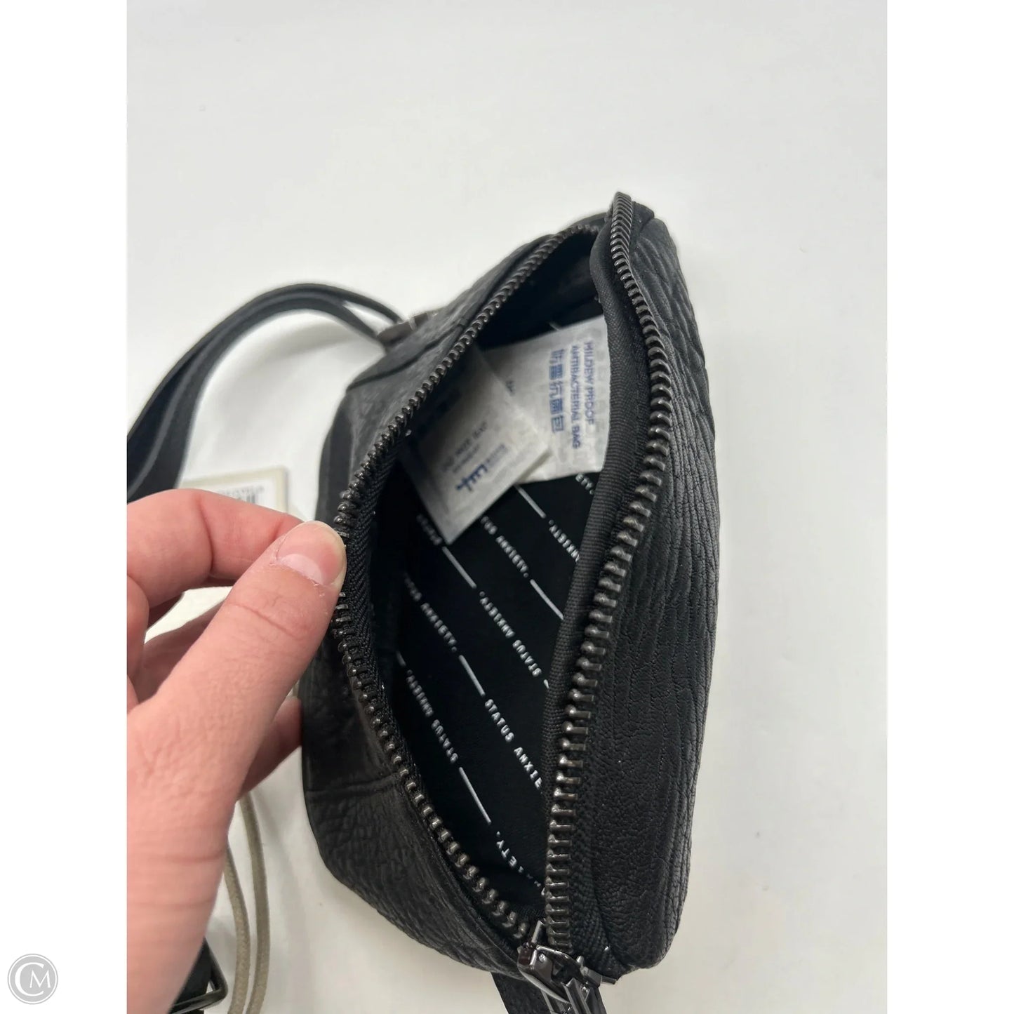 Belt Bag By Clothes Mentor, Size: Small