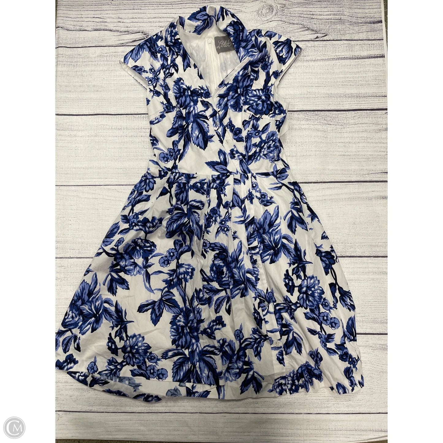 Dress Casual Short By Clothes Mentor In Blue & White, Size: 10