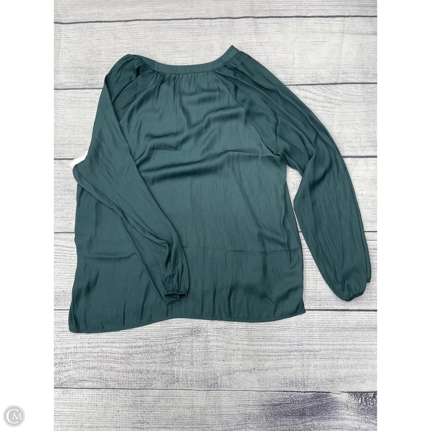 Top Long Sleeve By Maurices In Green, Size: Xl