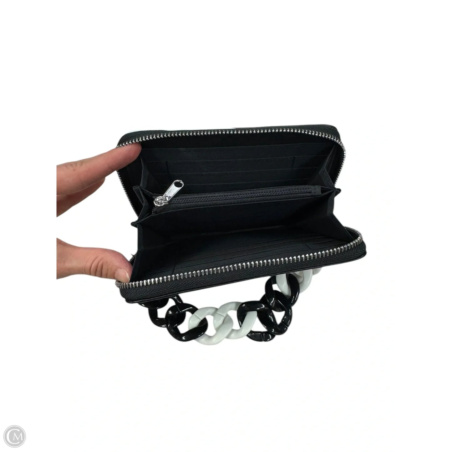 Wallet By Clothes Mentor, Size: Medium