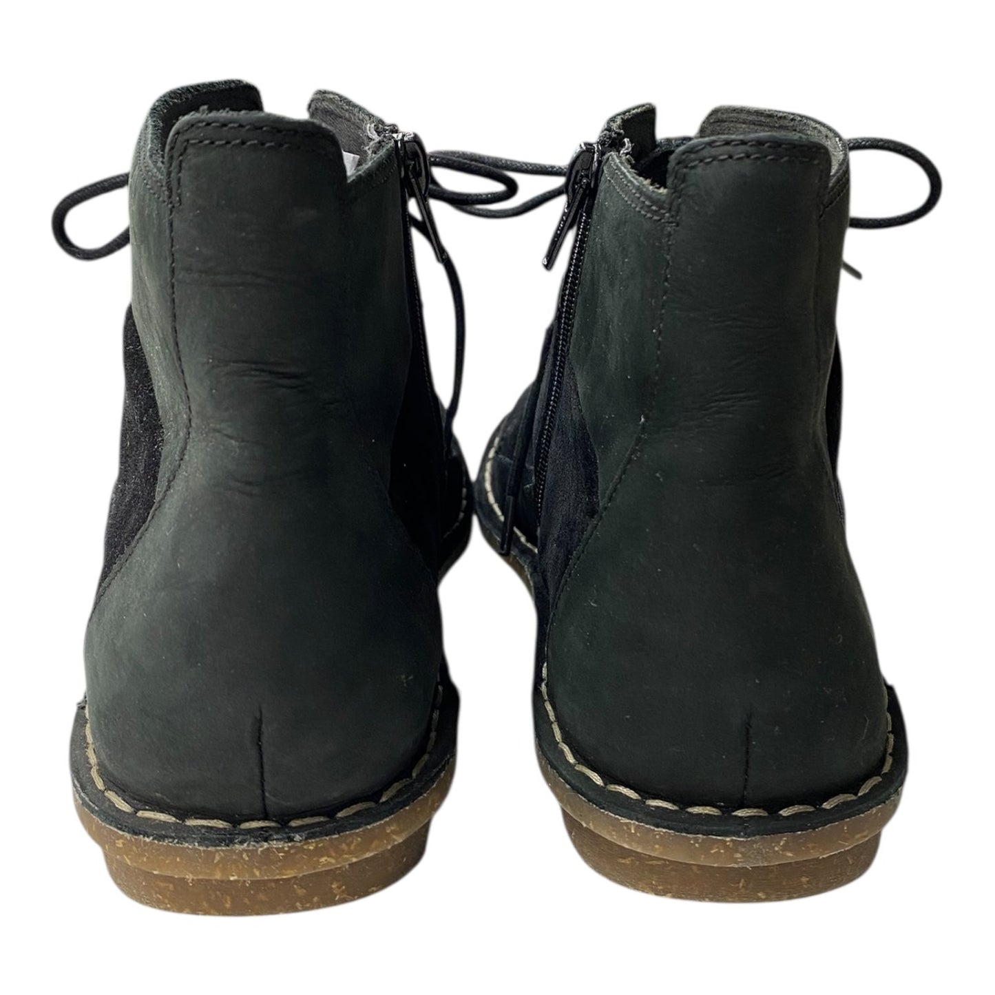 Boots Ankle Flats By Clarks In Black, Size:8