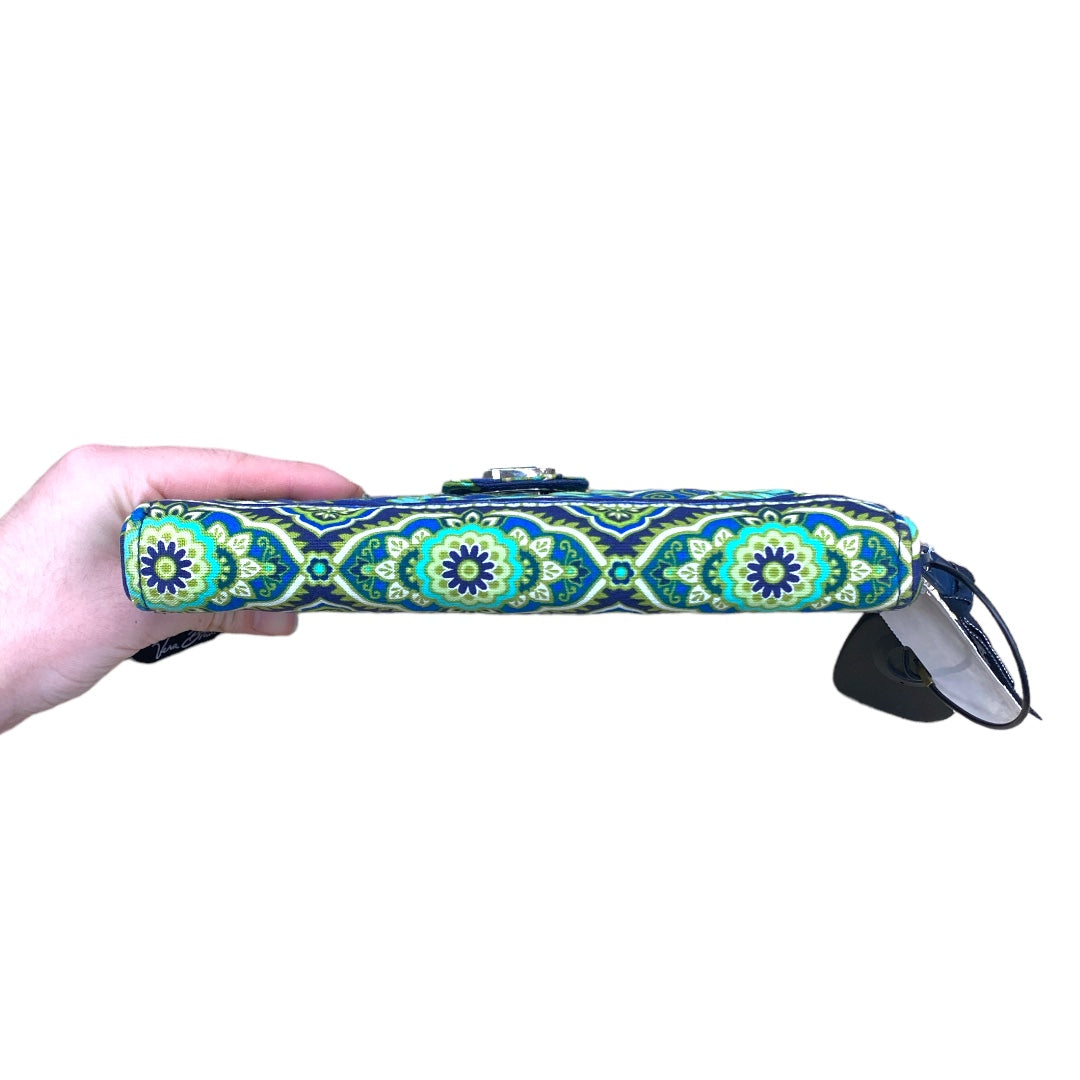 Wallet By Vera Bradley Size: Large