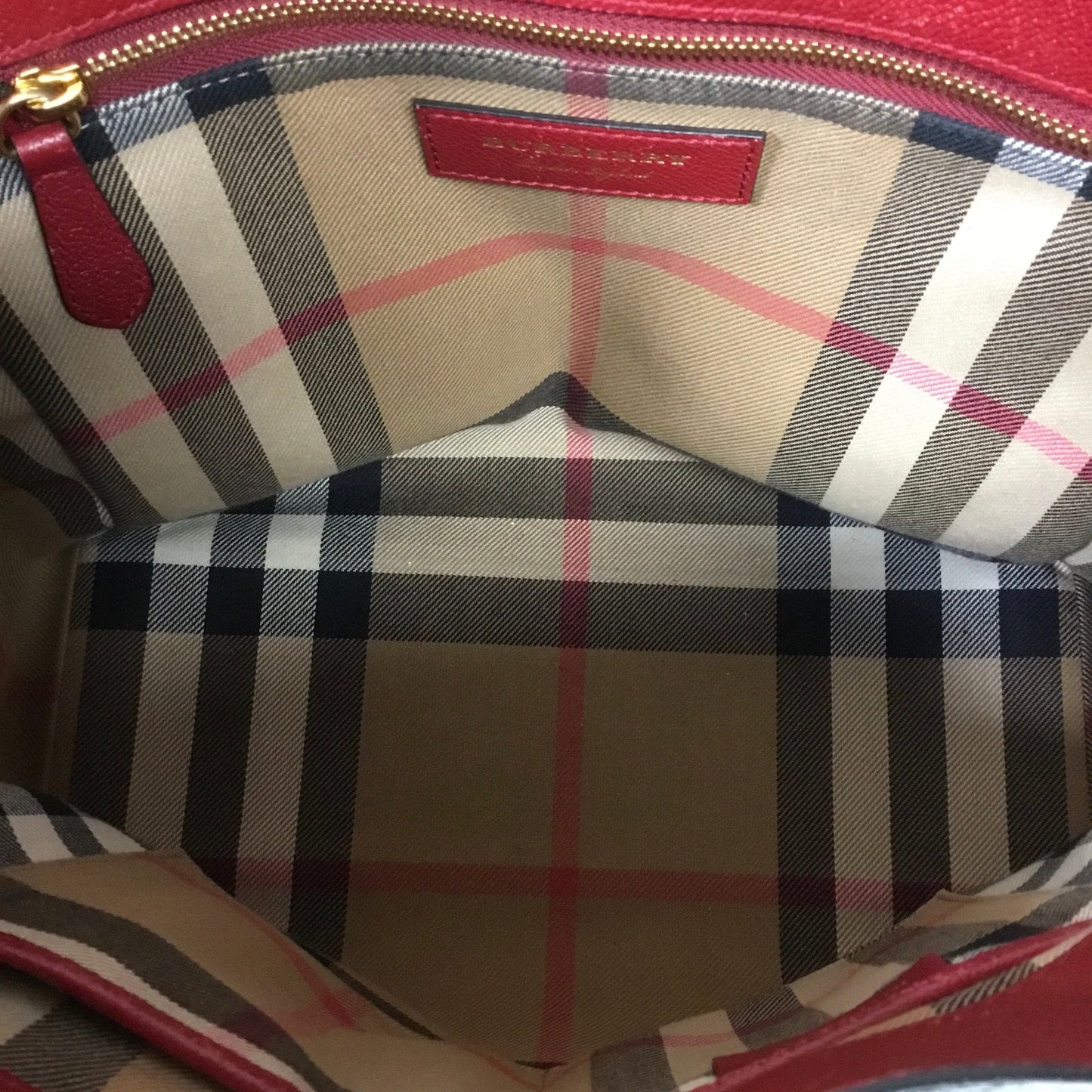 Handbag Luxury Designer By Burberry Size: Medium
