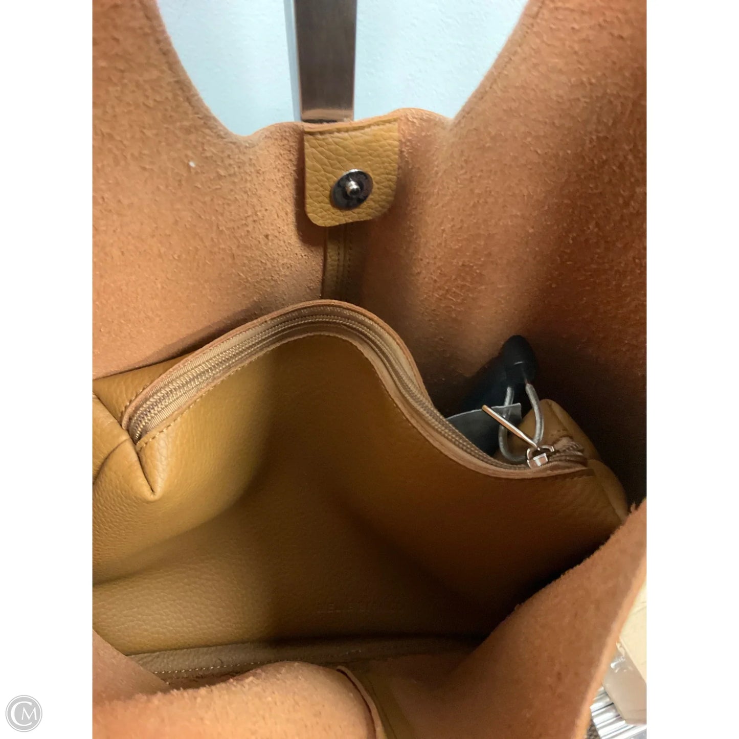 Handbag By Clothes Mentor, Size: Large