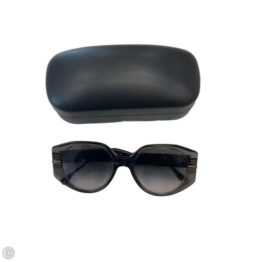 Sunglasses Luxury Designer By Fendi