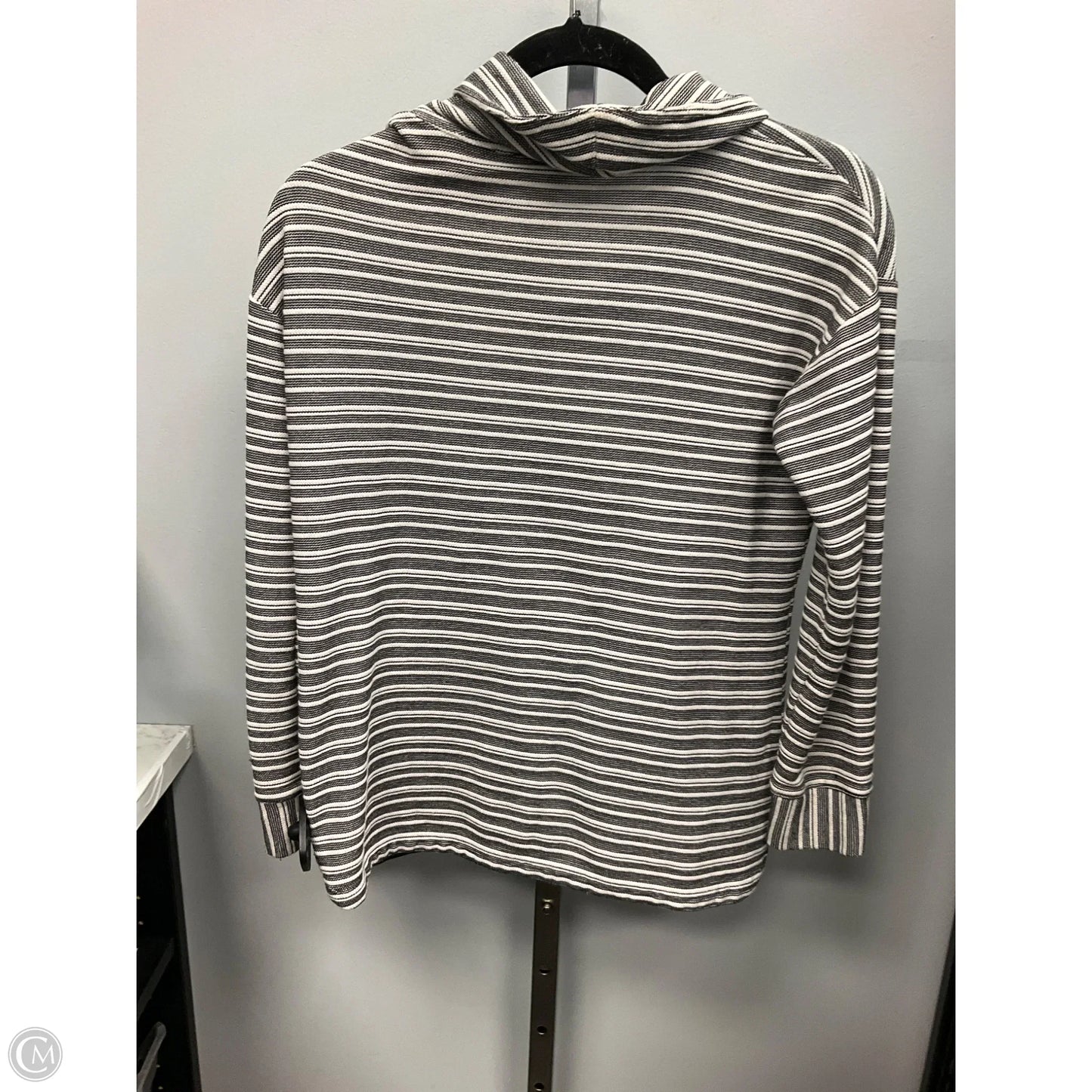 Top Long Sleeve By Talbots In Grey & White, Size: Xs