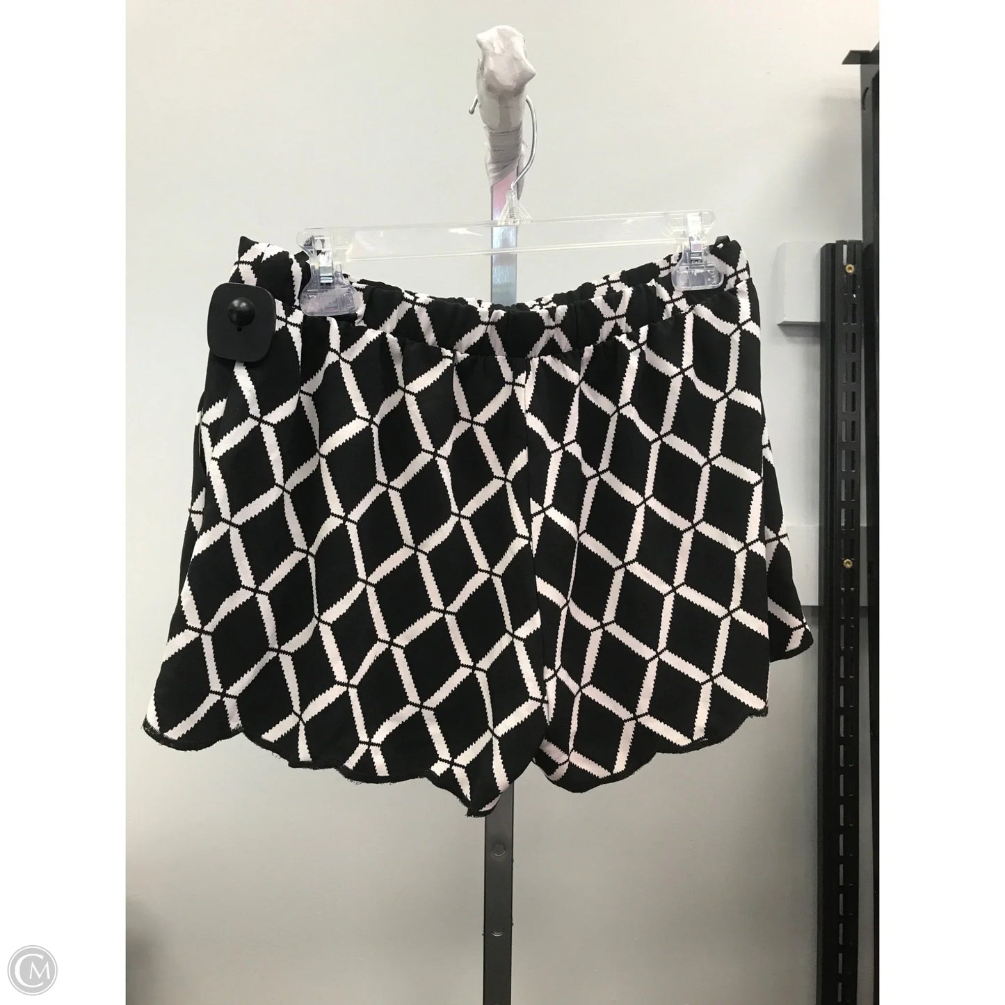 Shorts By Mine In Black & White, Size: L