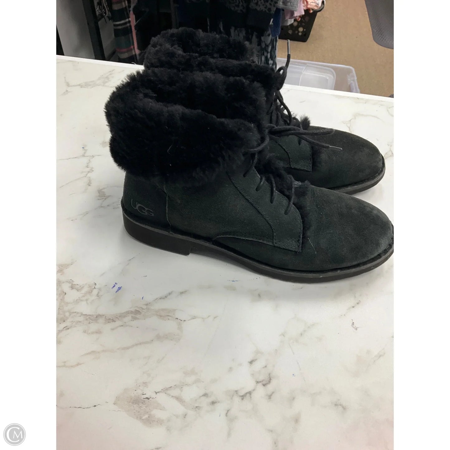 Boots Designer By Ugg In Black, Size: 8.5