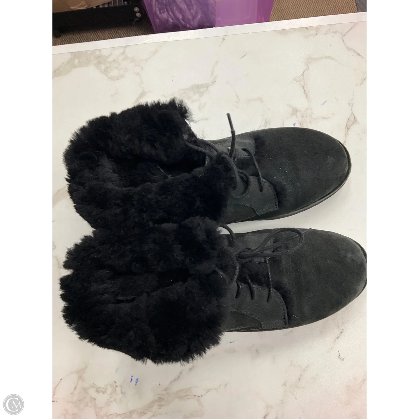 Boots Designer By Ugg In Black, Size: 8.5