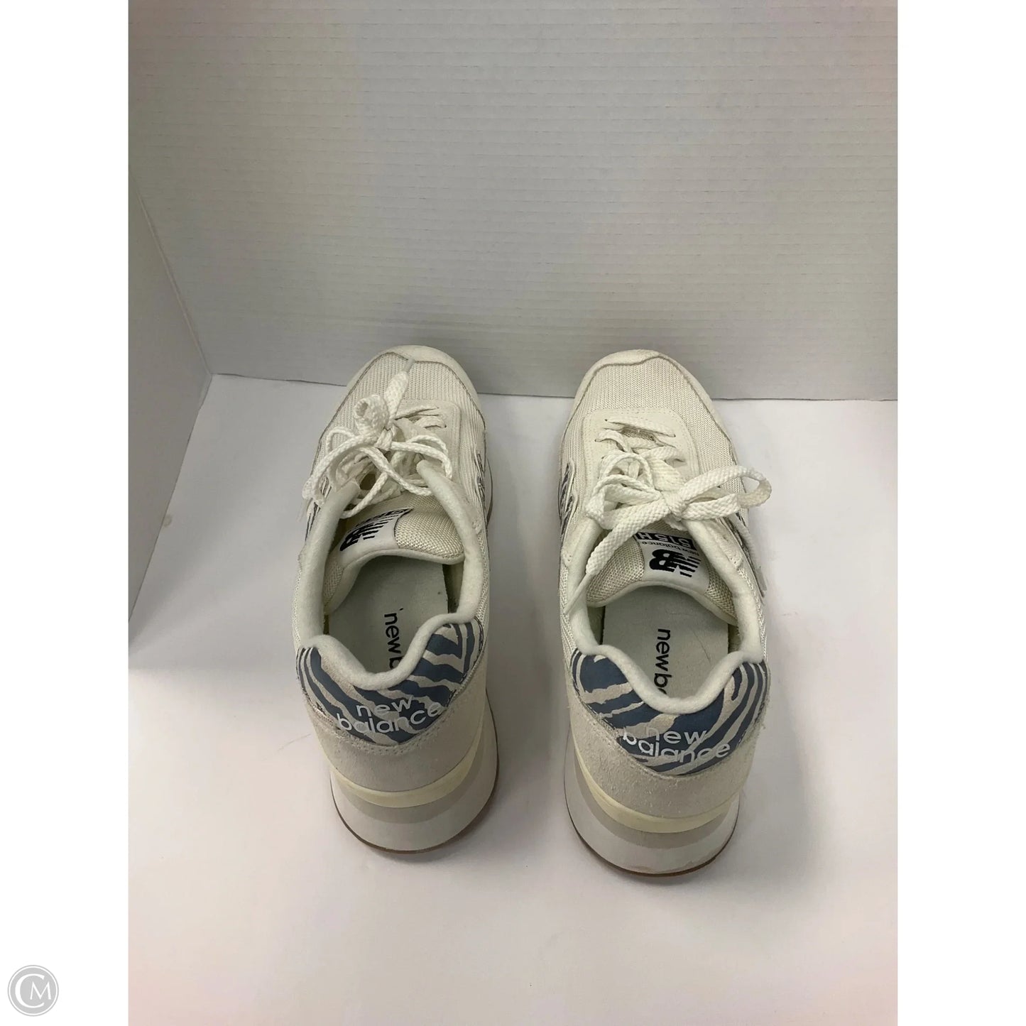 Shoes Sneakers By New Balance In Cream, Size: 11