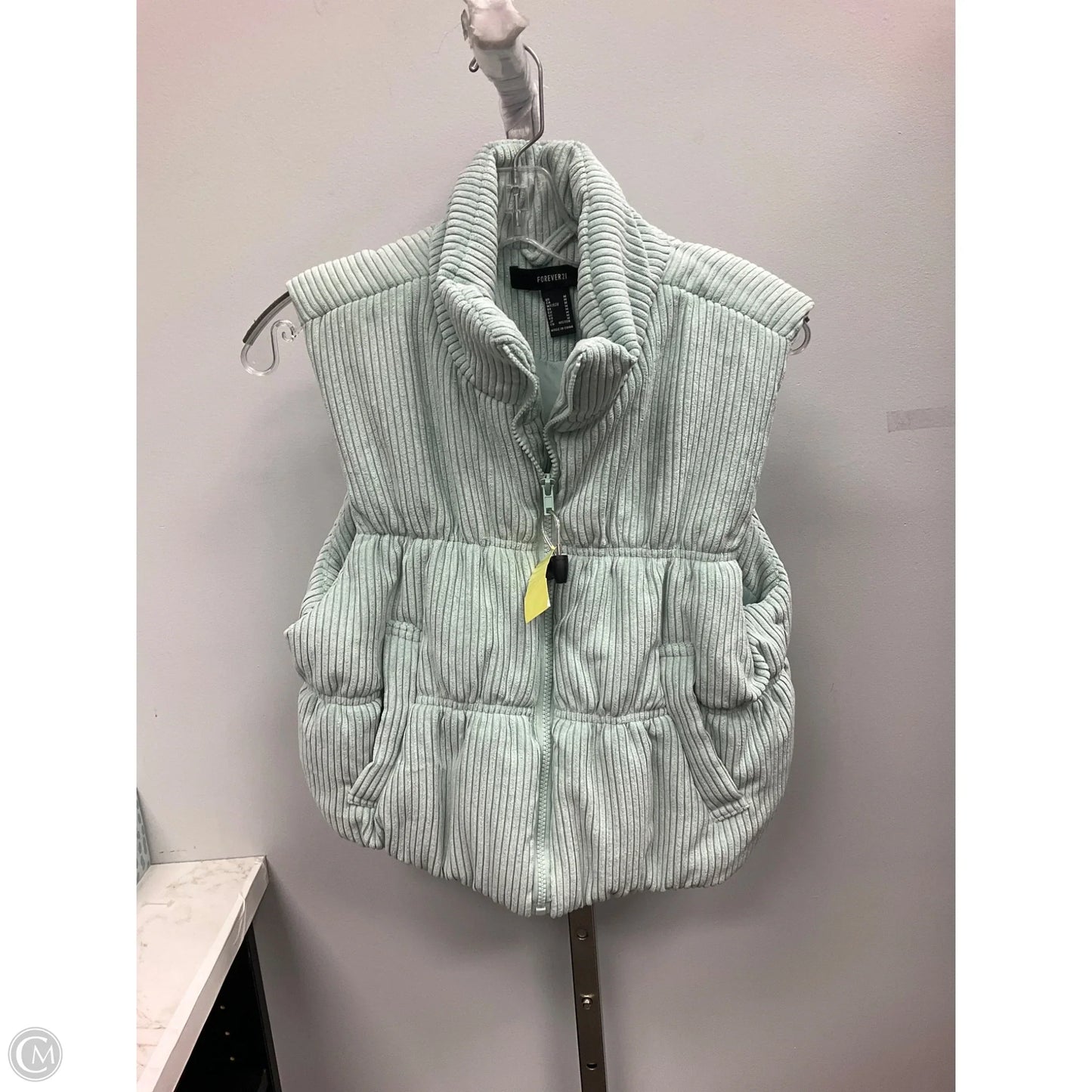 Vest Puffer & Quilted By Forever 21 In Green, Size: M