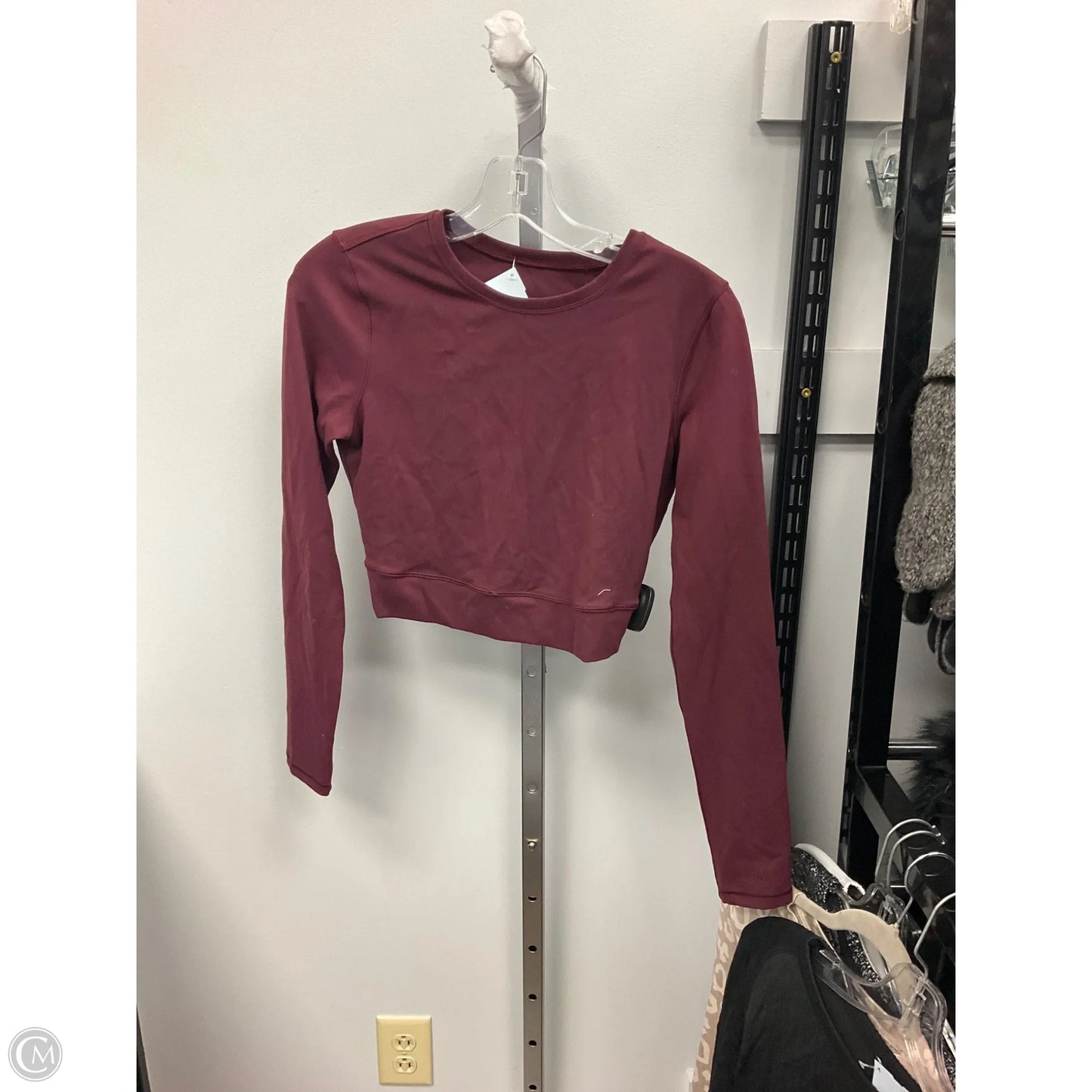 Athletic Top Long Sleeve Crewneck By Lululemon In Maroon, Size: S