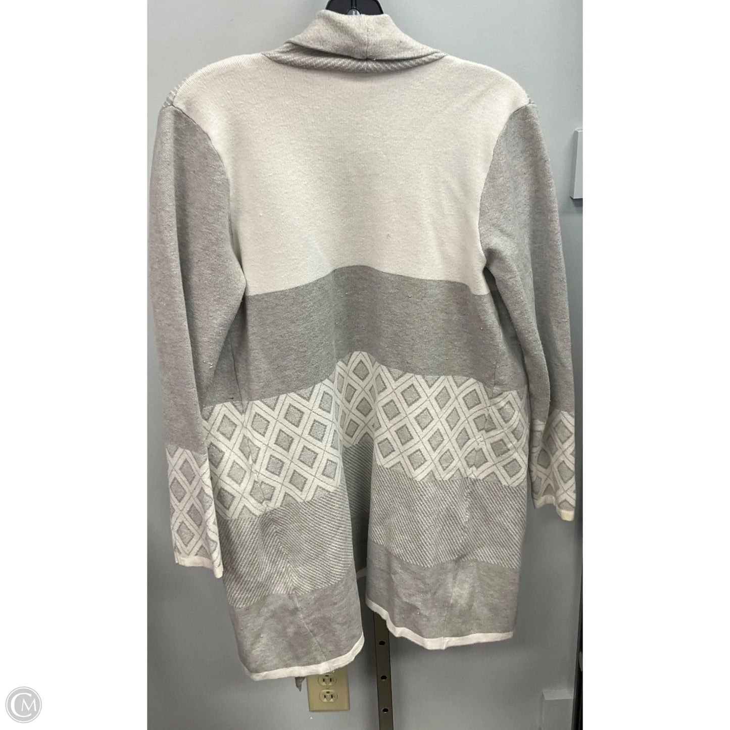 Cardigan By Cyrus In Grey, Size: L