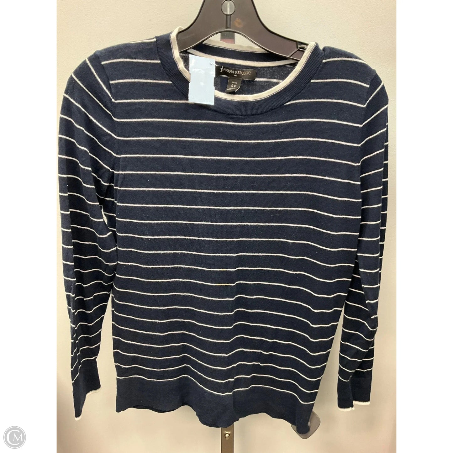 Top Long Sleeve By Banana Republic In Striped Pattern, Size: Sp