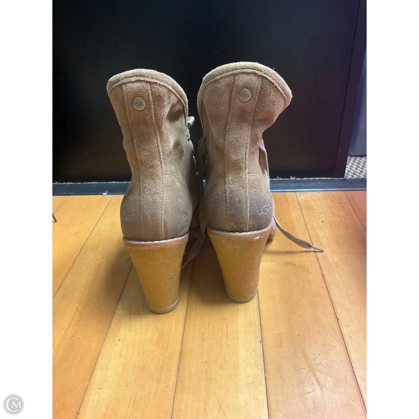Boots Designer By Ugg In Tan, Size: 8.5