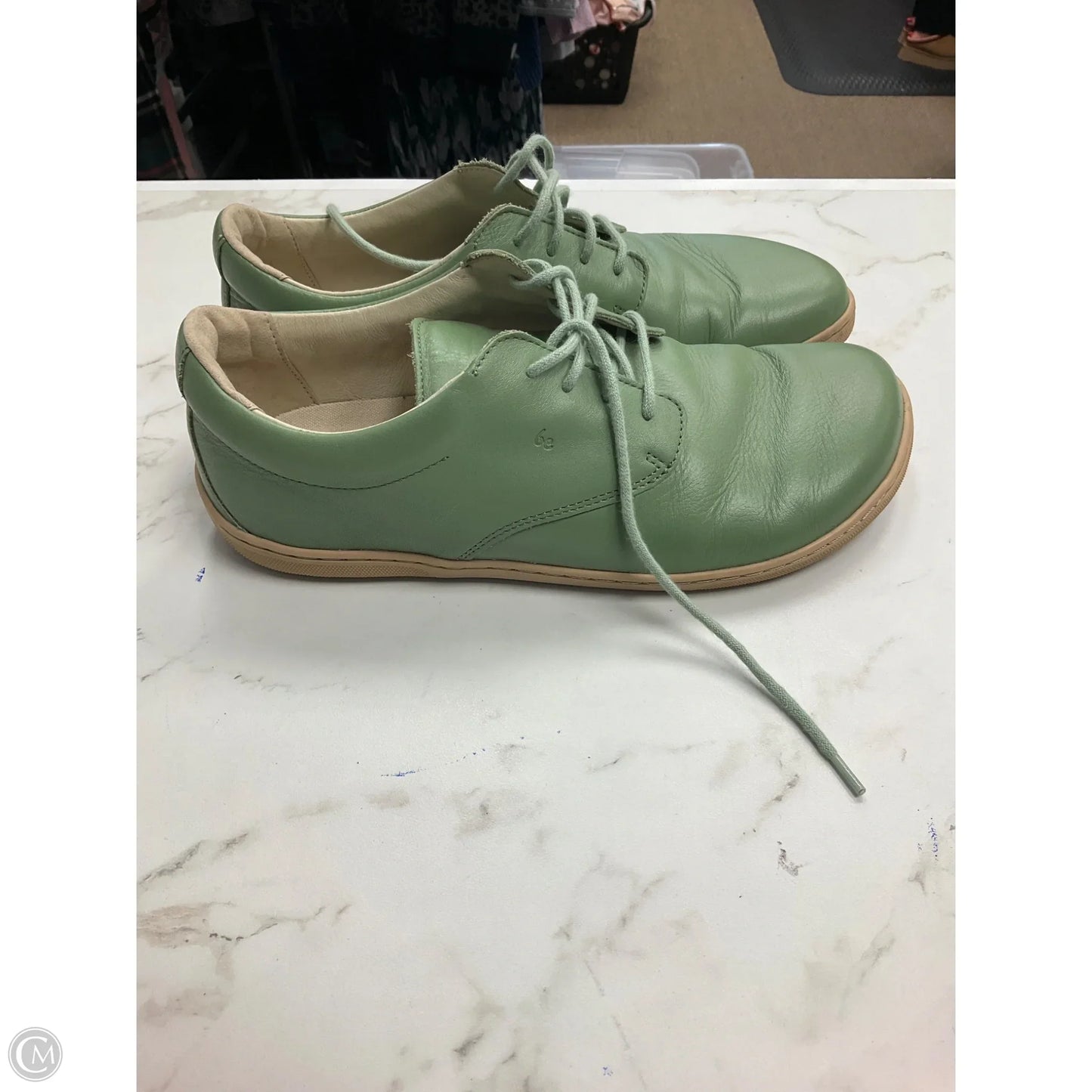 Shoes Flats By Cmc In Green, Size: 7.5