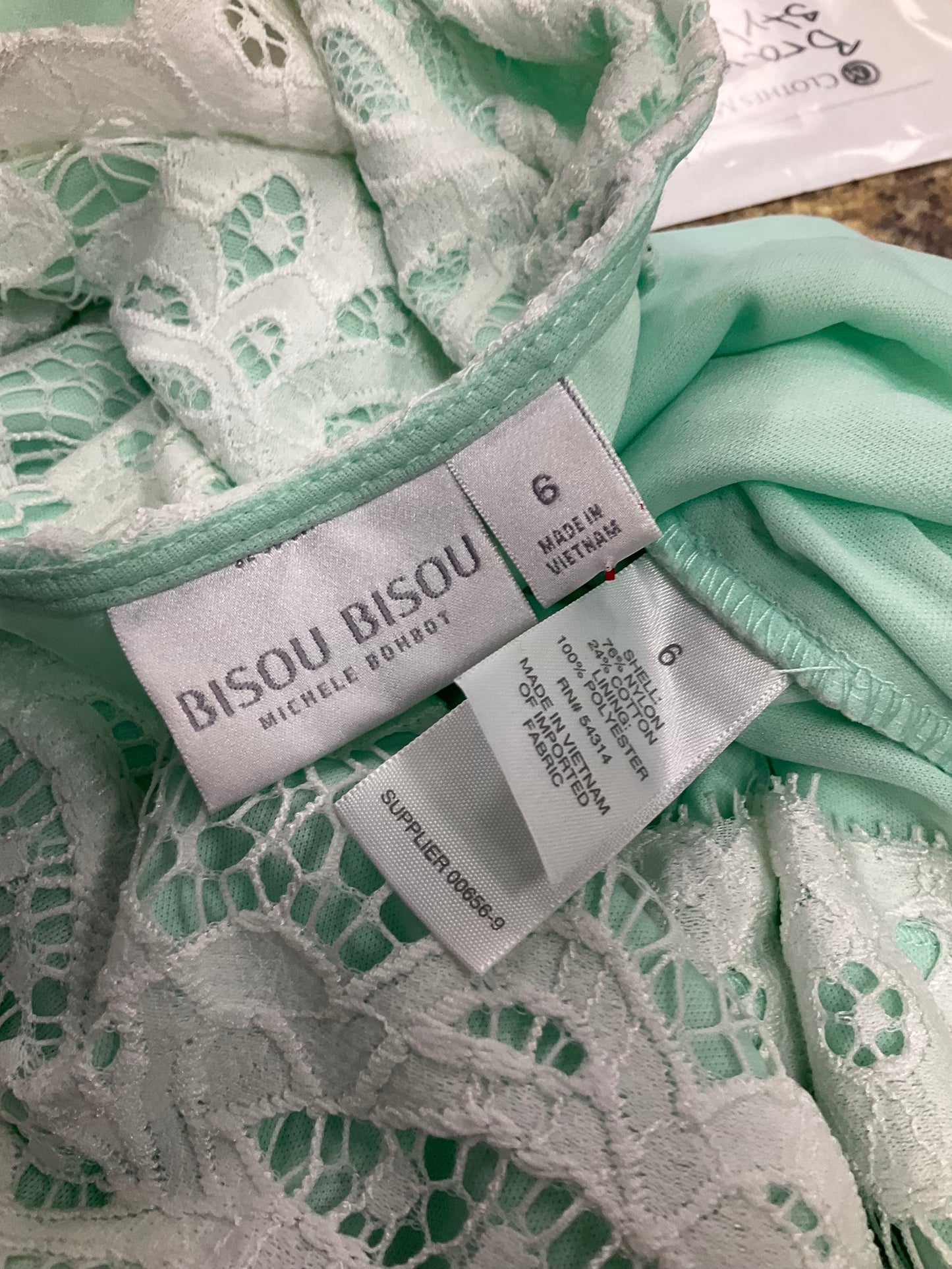 Dress Casual Midi By Bisou Bisou Size: 6