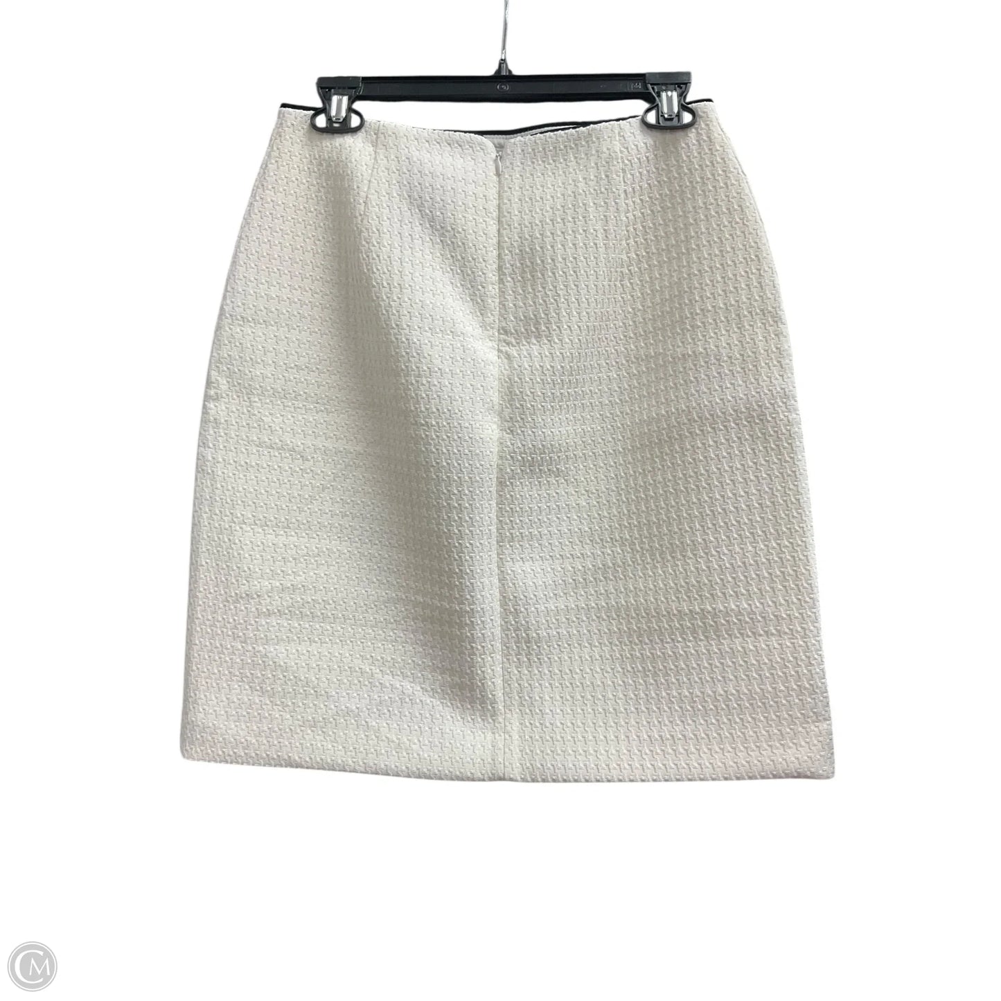 Skirt Mini & Short By White House Black Market In White, Size: 6