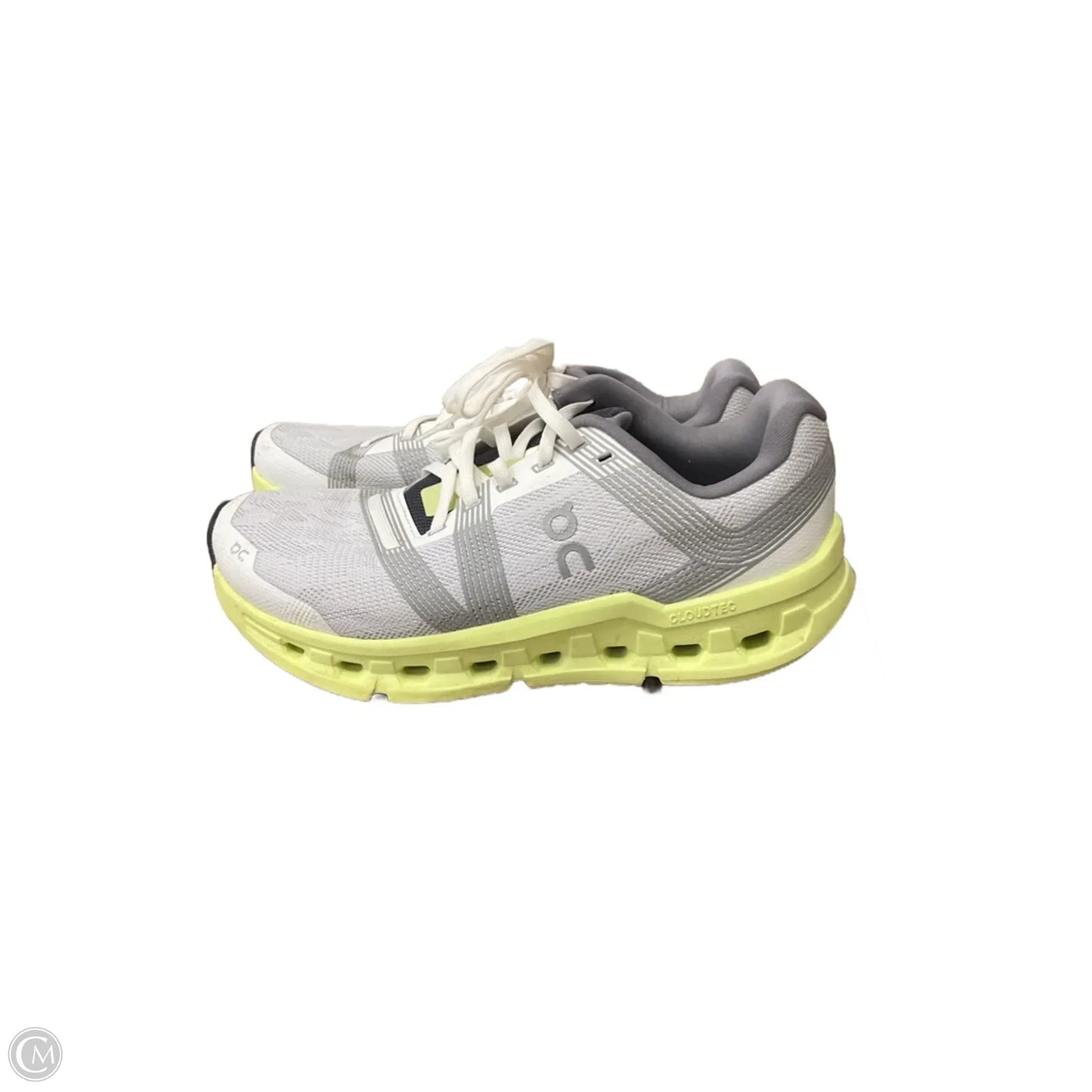 Shoes Athletic By On In Green & White, Size: 7.5