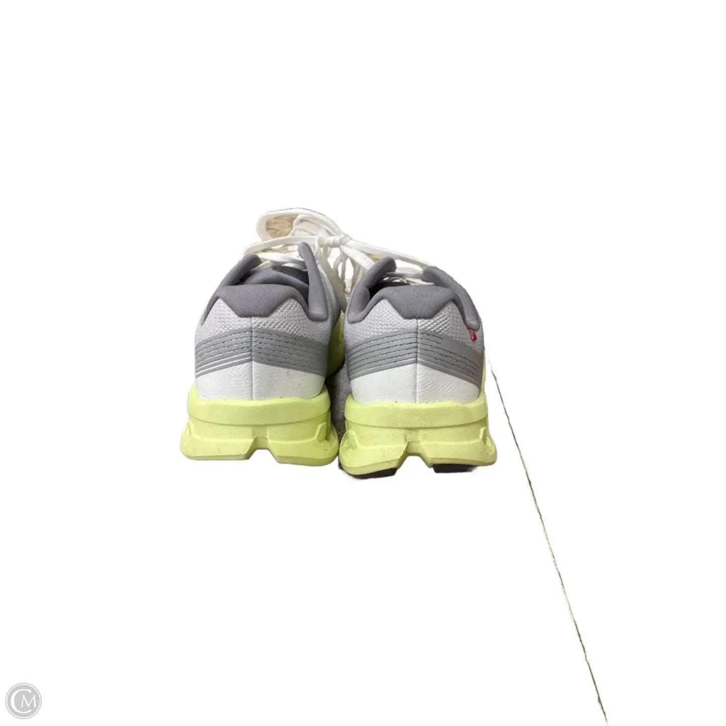 Shoes Athletic By On In Green & White, Size: 7.5