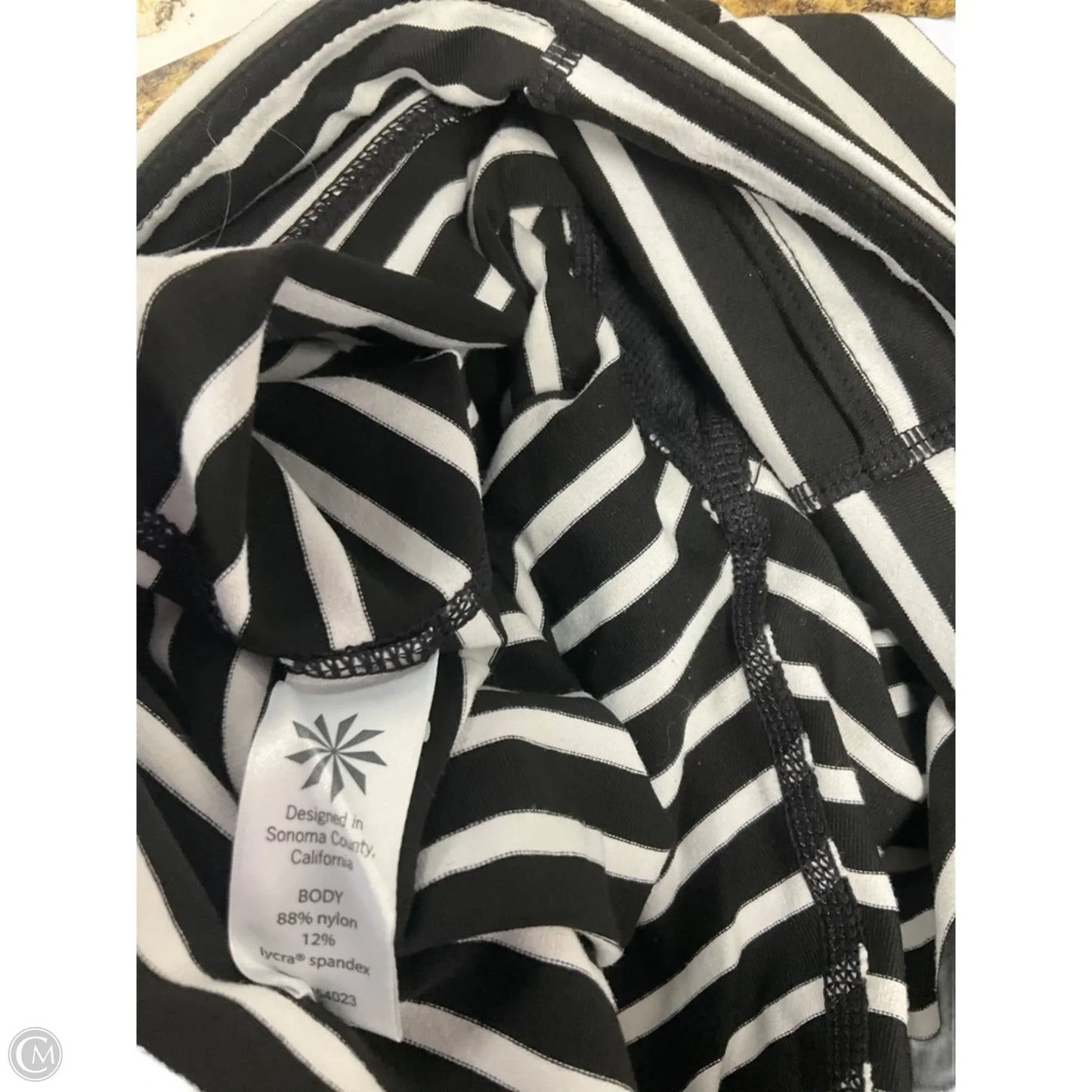 Athletic Leggings Capris By Athleta In Black & White, Size: S