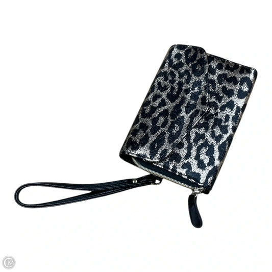 Wristlet By Cmf, Size: Medium