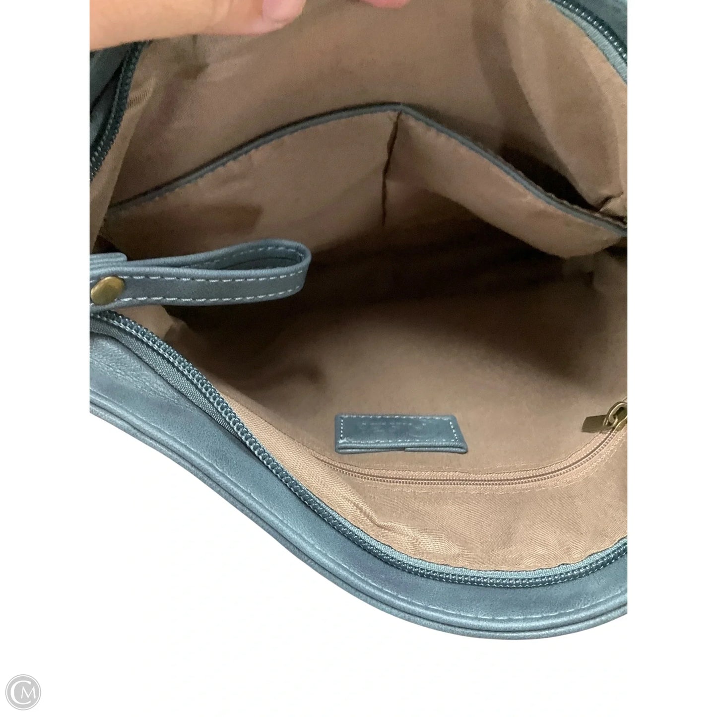 Crossbody By Clothes Mentor, Size: Medium