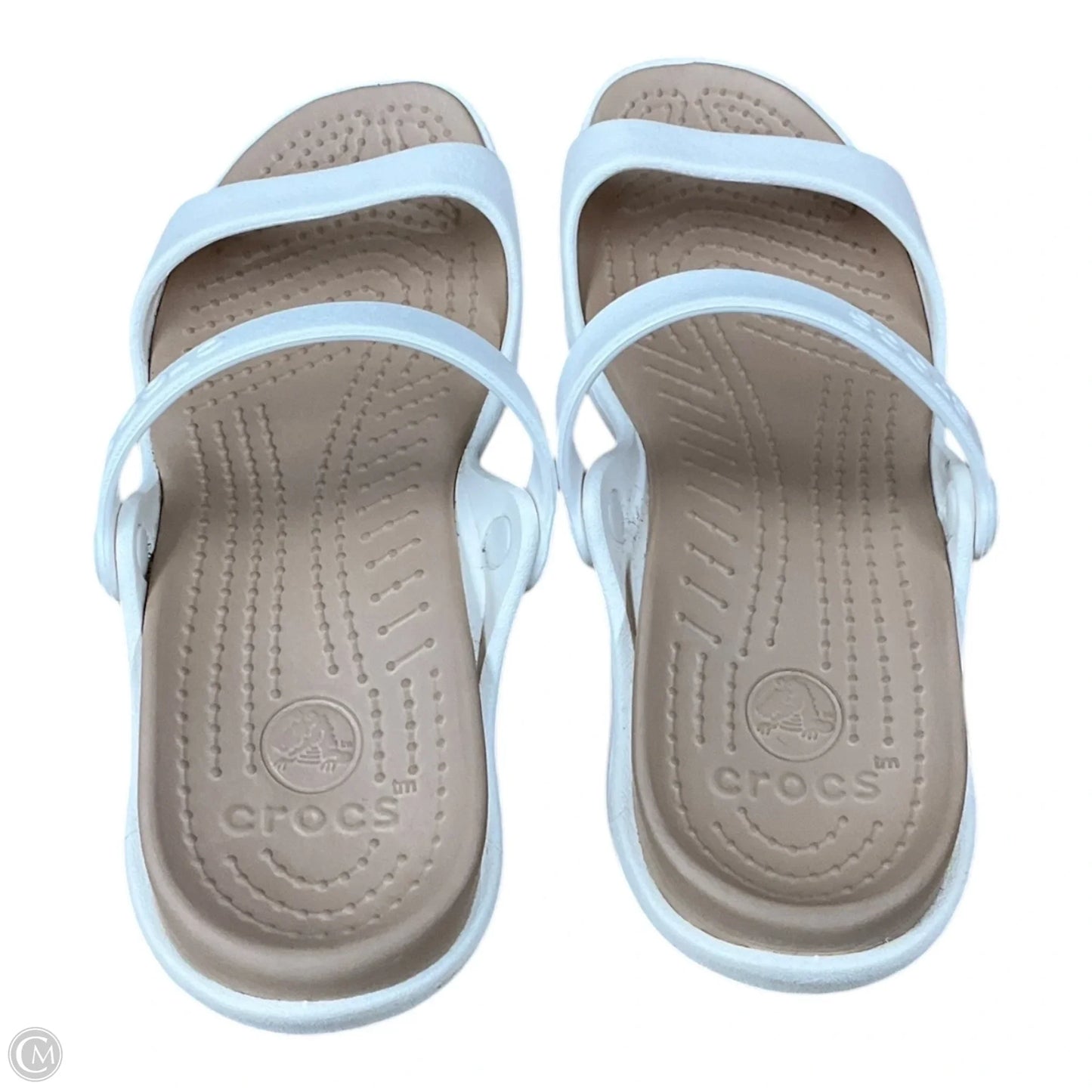 Sandals Flats By Crocs In White, Size: 8