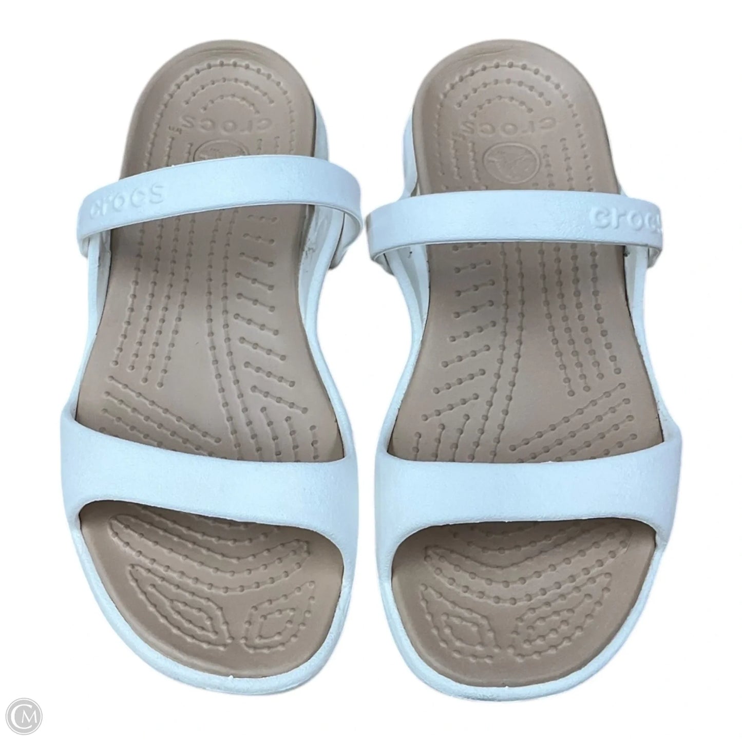 Sandals Flats By Crocs In White, Size: 8