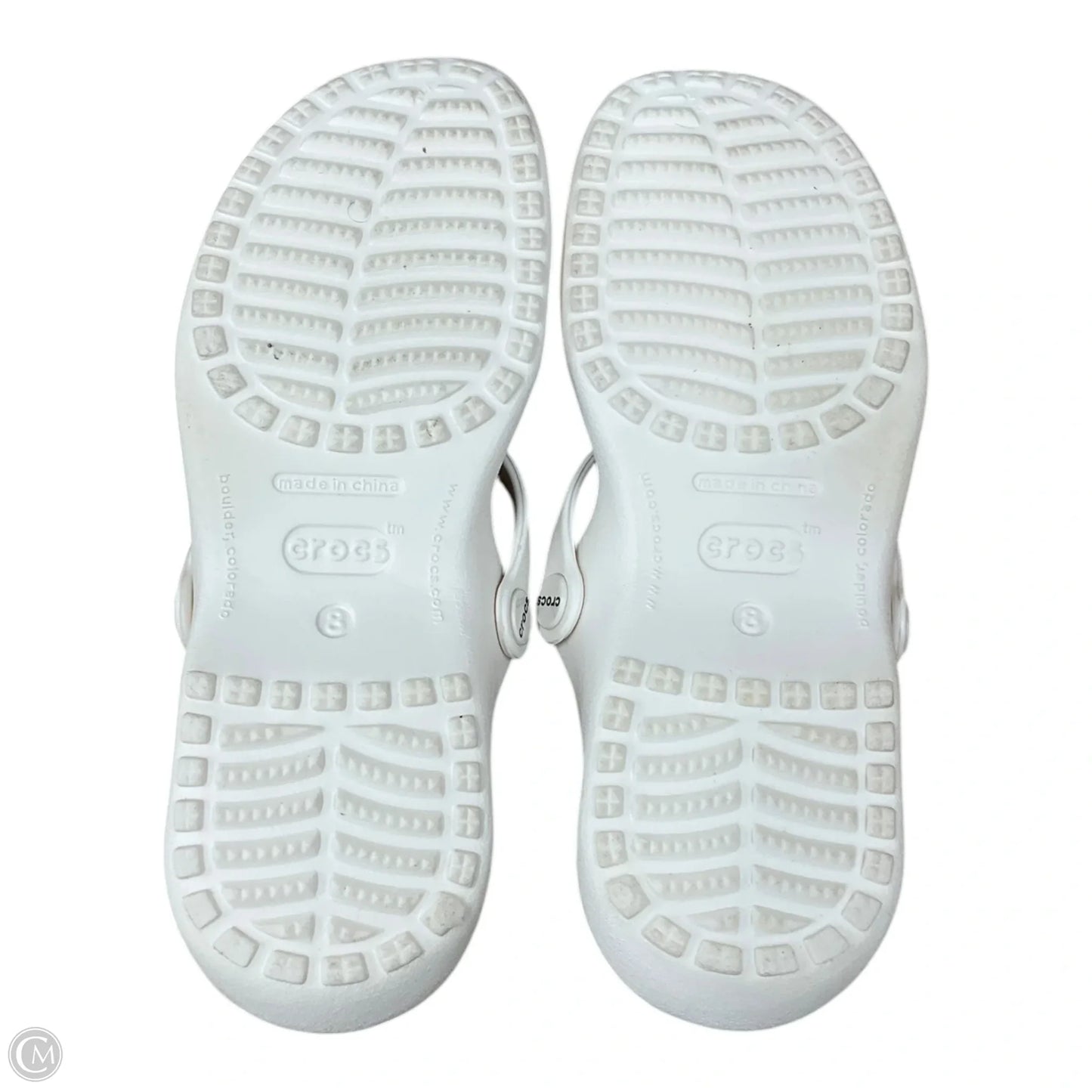 Sandals Flats By Crocs In White, Size: 8