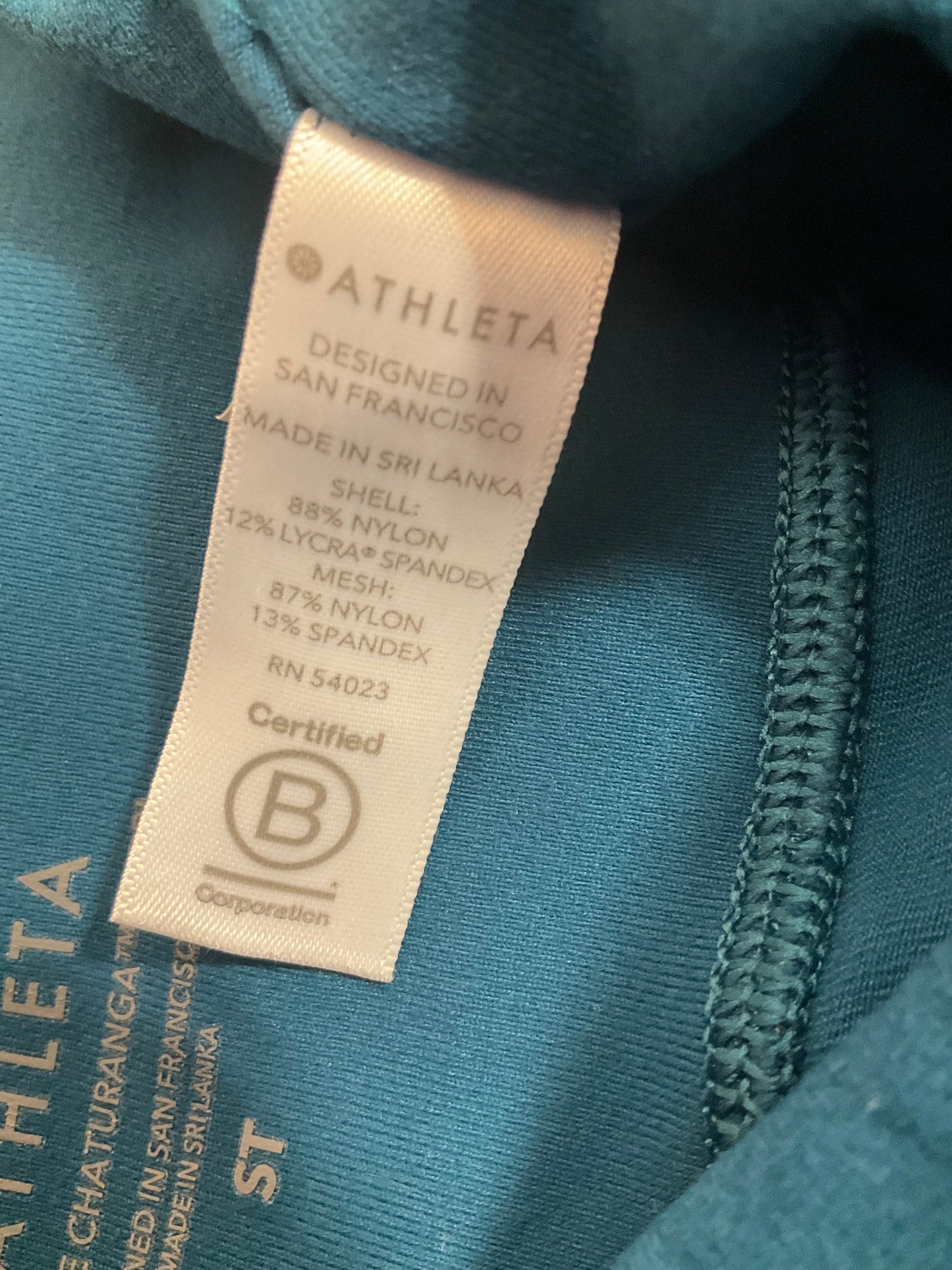 Athletic Capris By Athleta Size: S